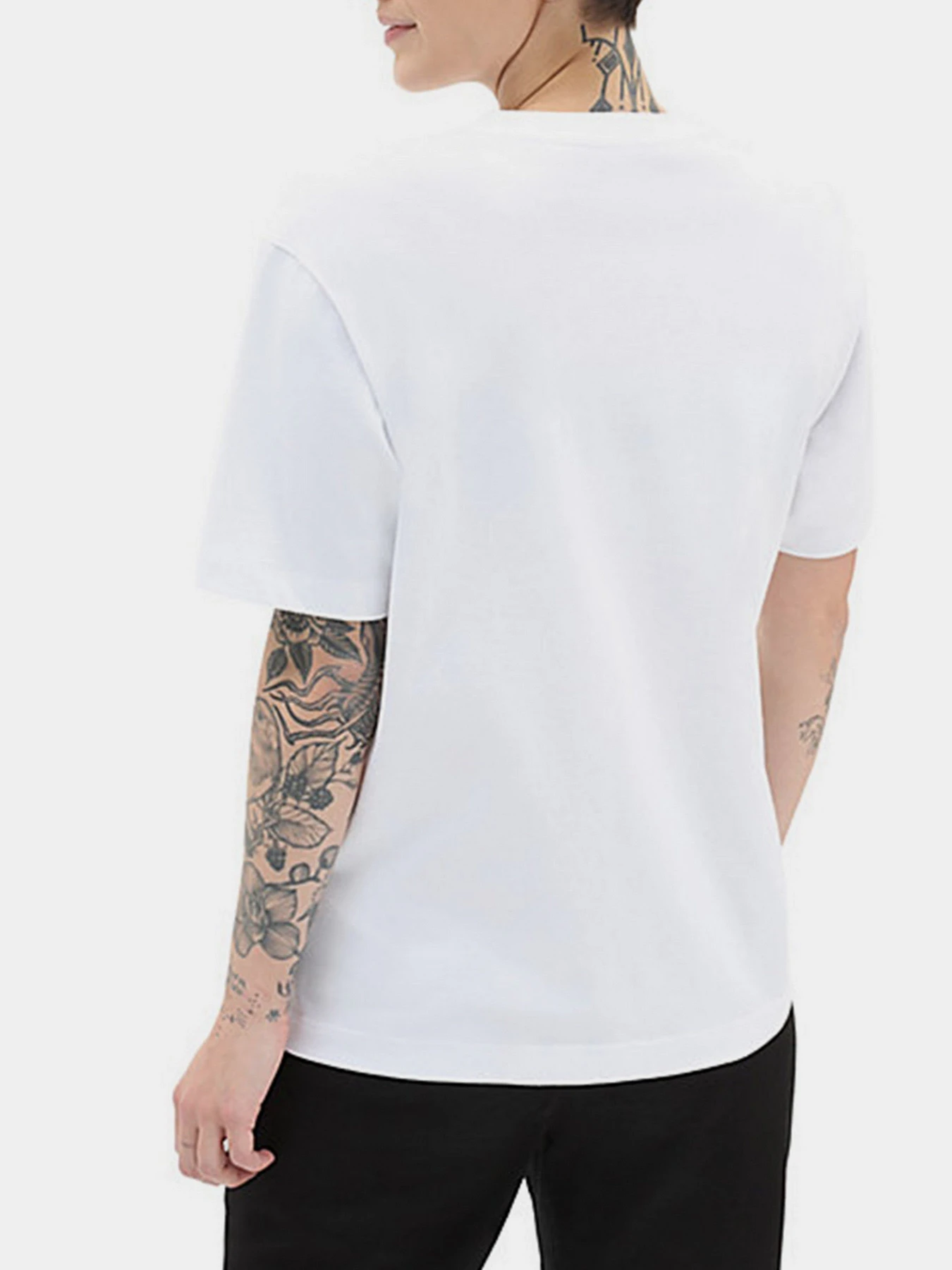 Футболки и поло Vans модель VN0A7RTWWHT1 Футболки и поло Vans модель VN0A7RTWWHT1 Фото
