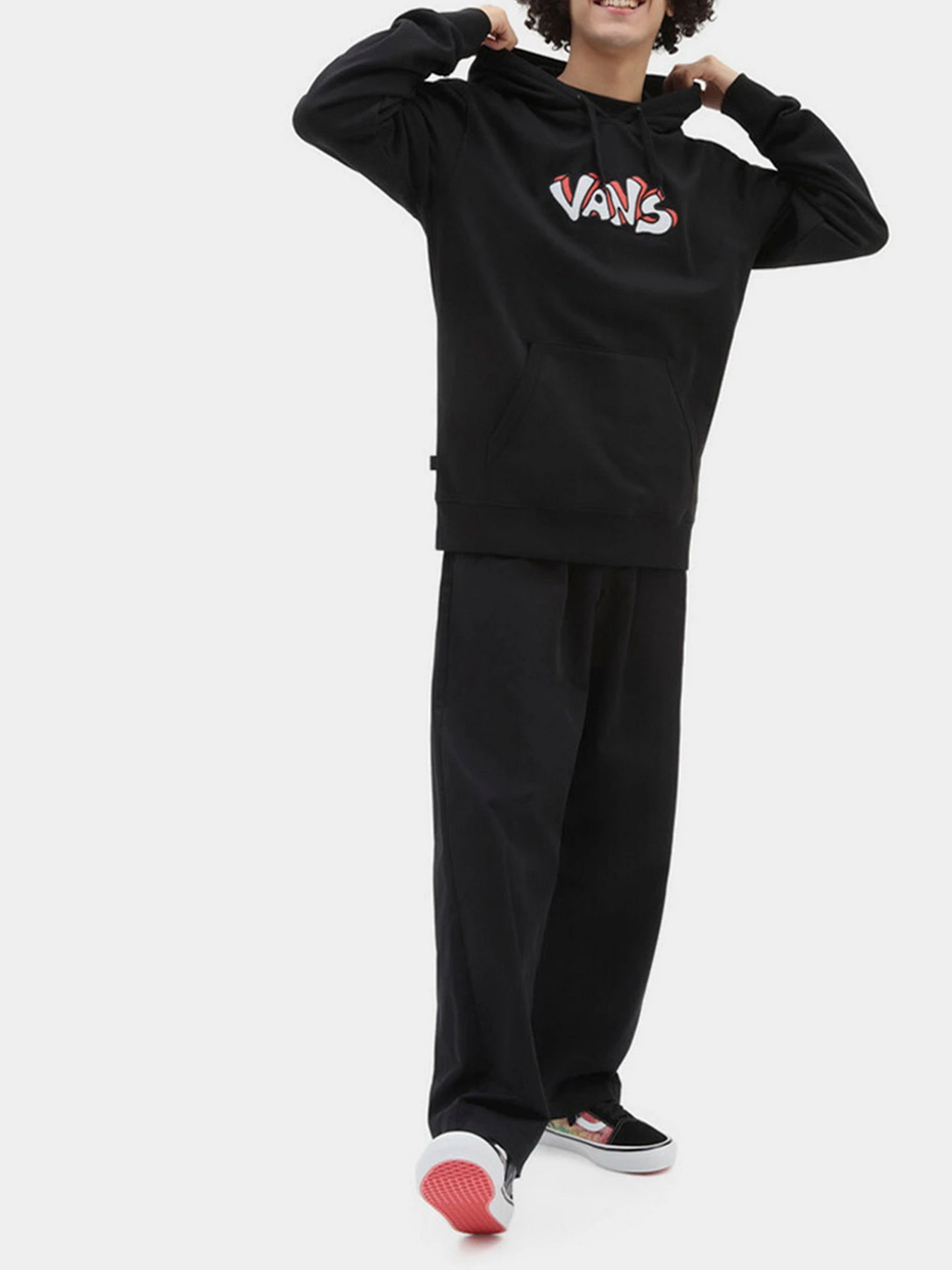 Худи и свитшоты Vans модель VN0A7S7JBLK1 Худи и свитшоты Vans модель VN0A7S7JBLK1 Фото