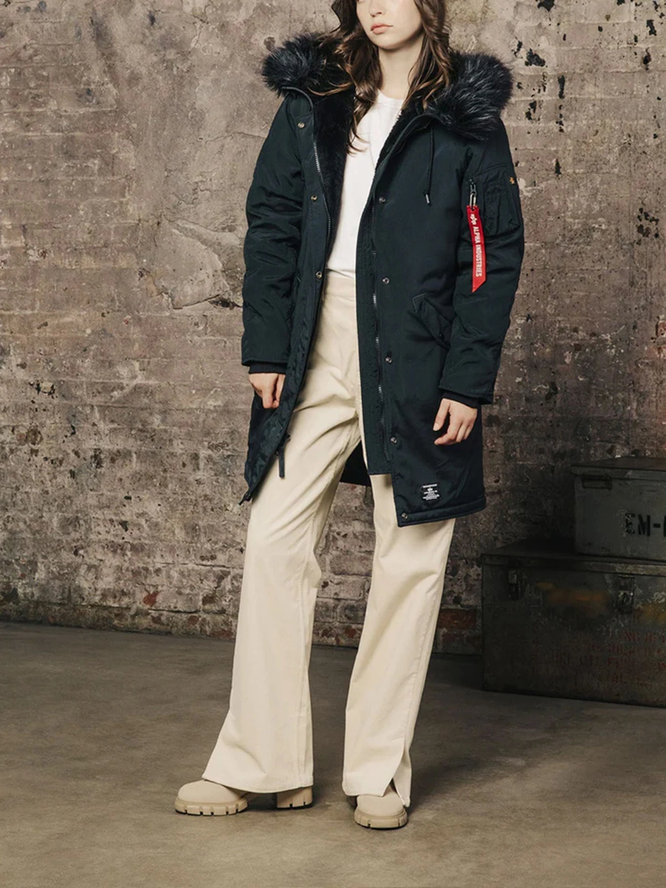 Куртки и дубленки Alpha Industries модель WJE52500C1_001 Куртки и дубленки Alpha Industries модель WJE52500C1_001 Фото