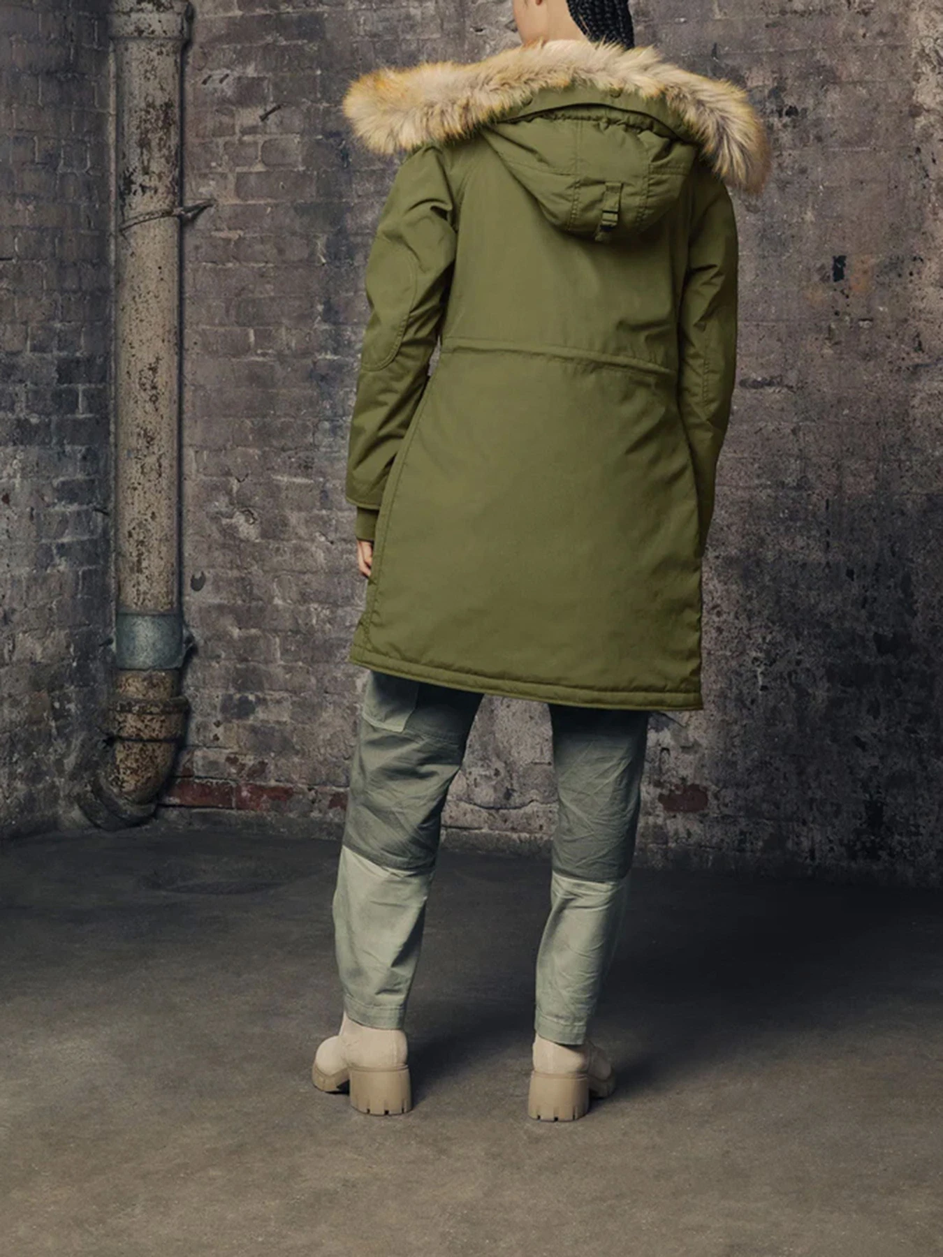 Куртки и дубленки Alpha Industries модель WJE52500C1_301 Куртки и дубленки Alpha Industries модель WJE52500C1_301 Фото