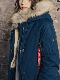 Куртки и дубленки Alpha Industries модель WJE52500C1_410 Фото