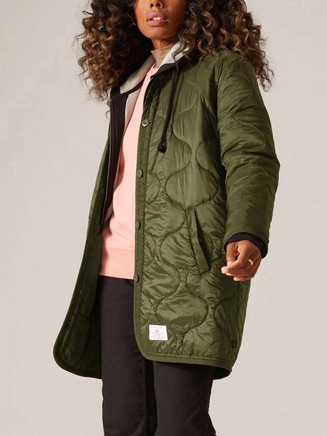 Куртки и дубленки Alpha Industries модель WJL51500C1_301 Куртки и дубленки Alpha Industries модель WJL51500C1_301 Фото