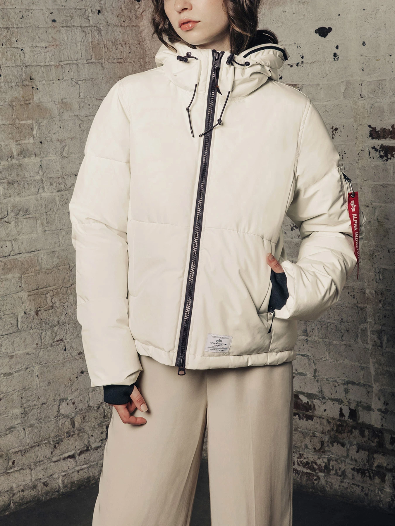 Куртки и дубленки Alpha Industries модель WJS52501C1_112 Фото