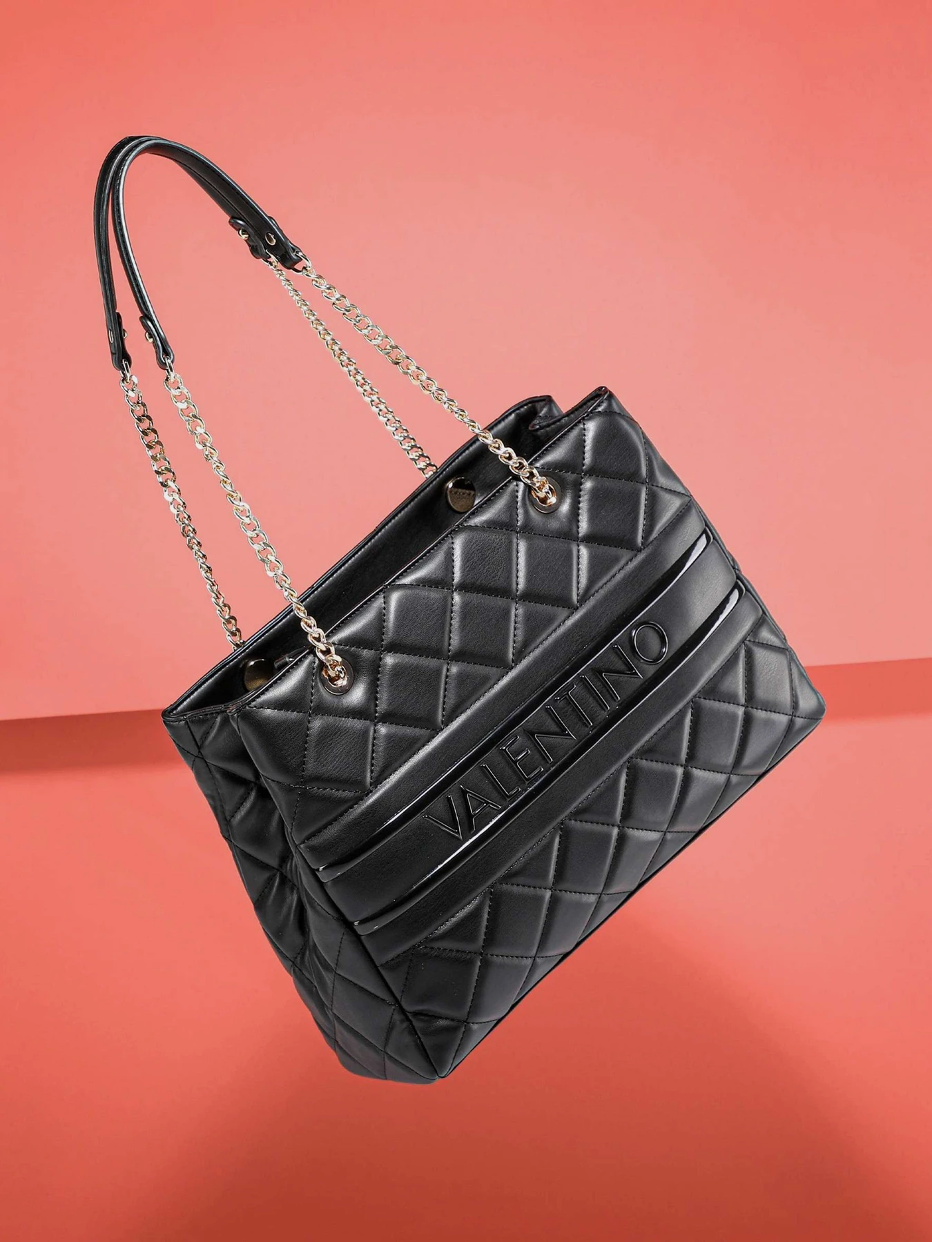Сумки Valentino Bags модель VBS51O04 001 Сумки Valentino Bags модель VBS51O04 001 Фото