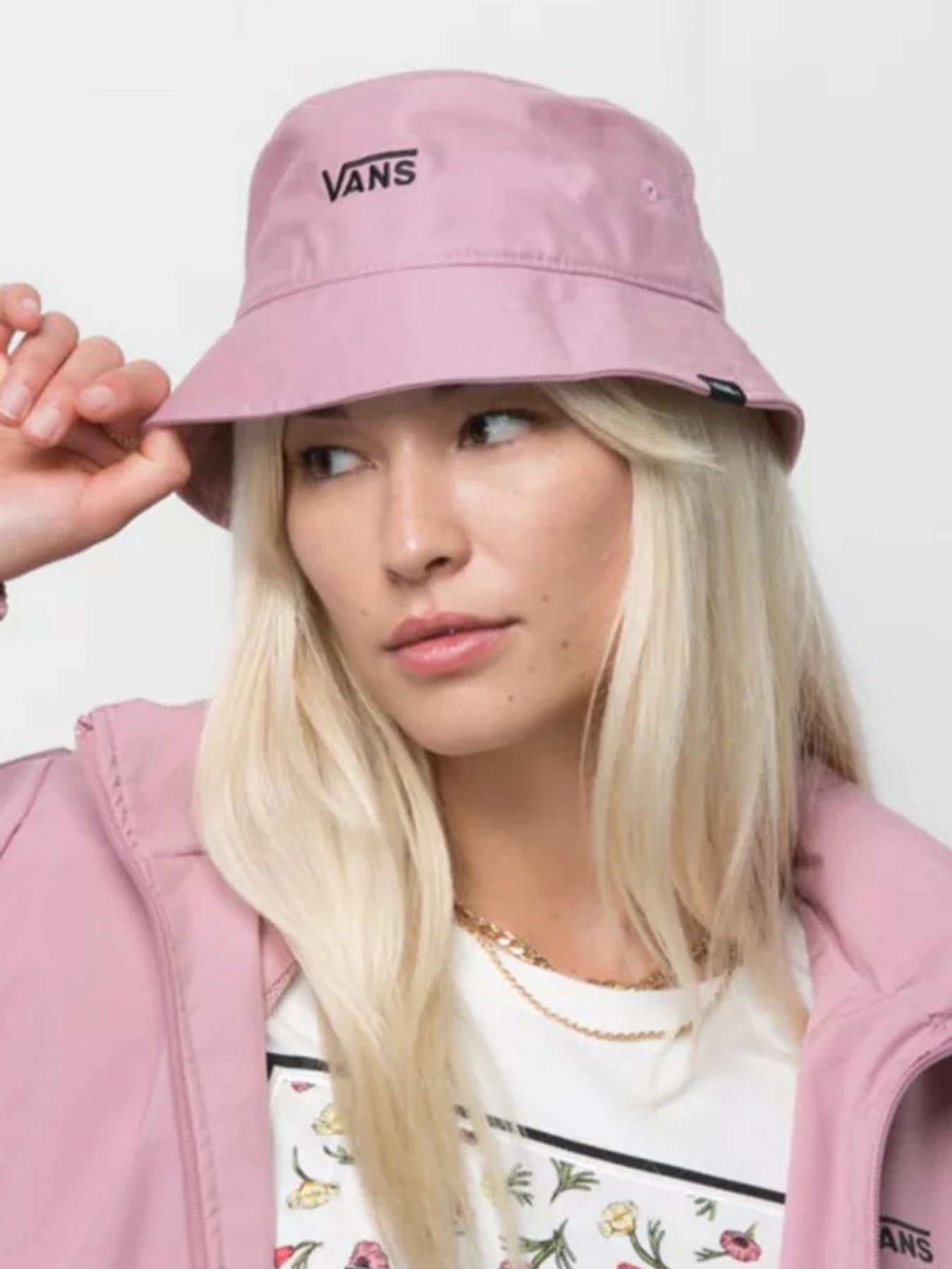 Шапки и кепки Vans модель VN0A3ILLBD51 Шапки и кепки Vans модель VN0A3ILLBD51 Фото