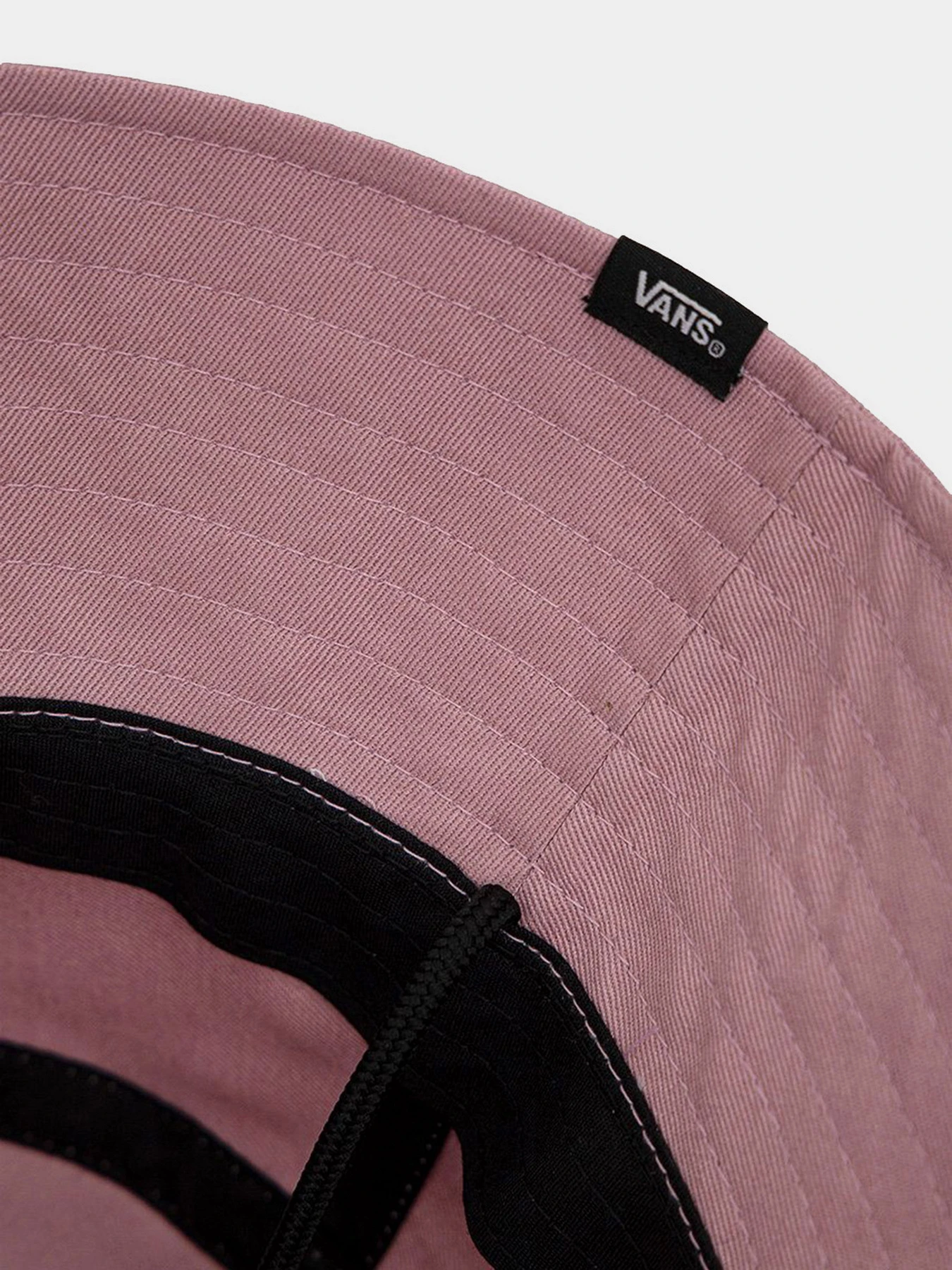 Шапки и кепки Vans модель VN0A5GRGBD51 Шапки и кепки Vans модель VN0A5GRGBD51 Фото