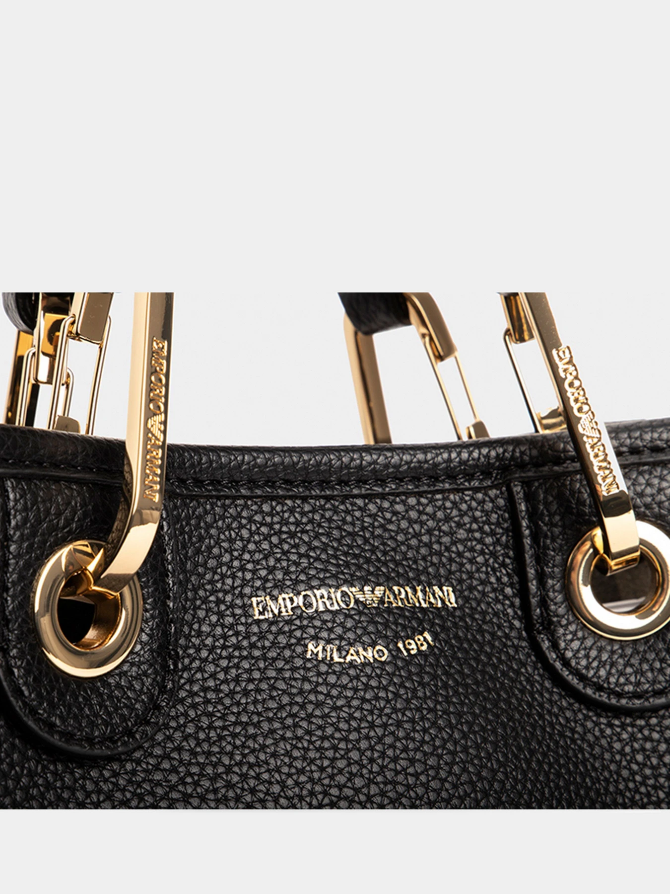Сумки Emporio Armani модель Y3D176-YFO5B-85218 Фото