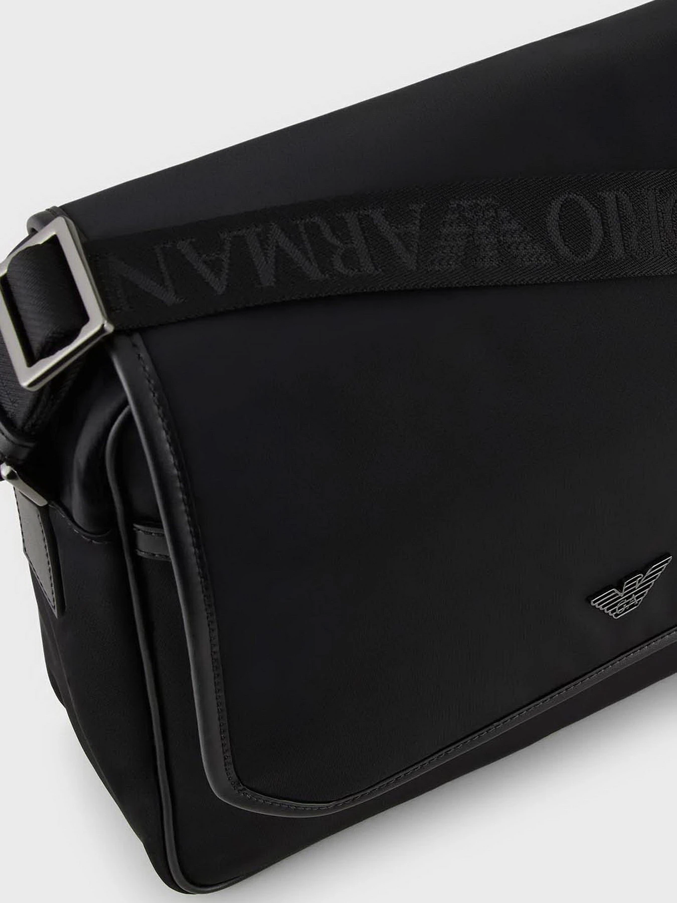 Сумки Emporio Armani модель Y4M361-Y139J-80001 Фото