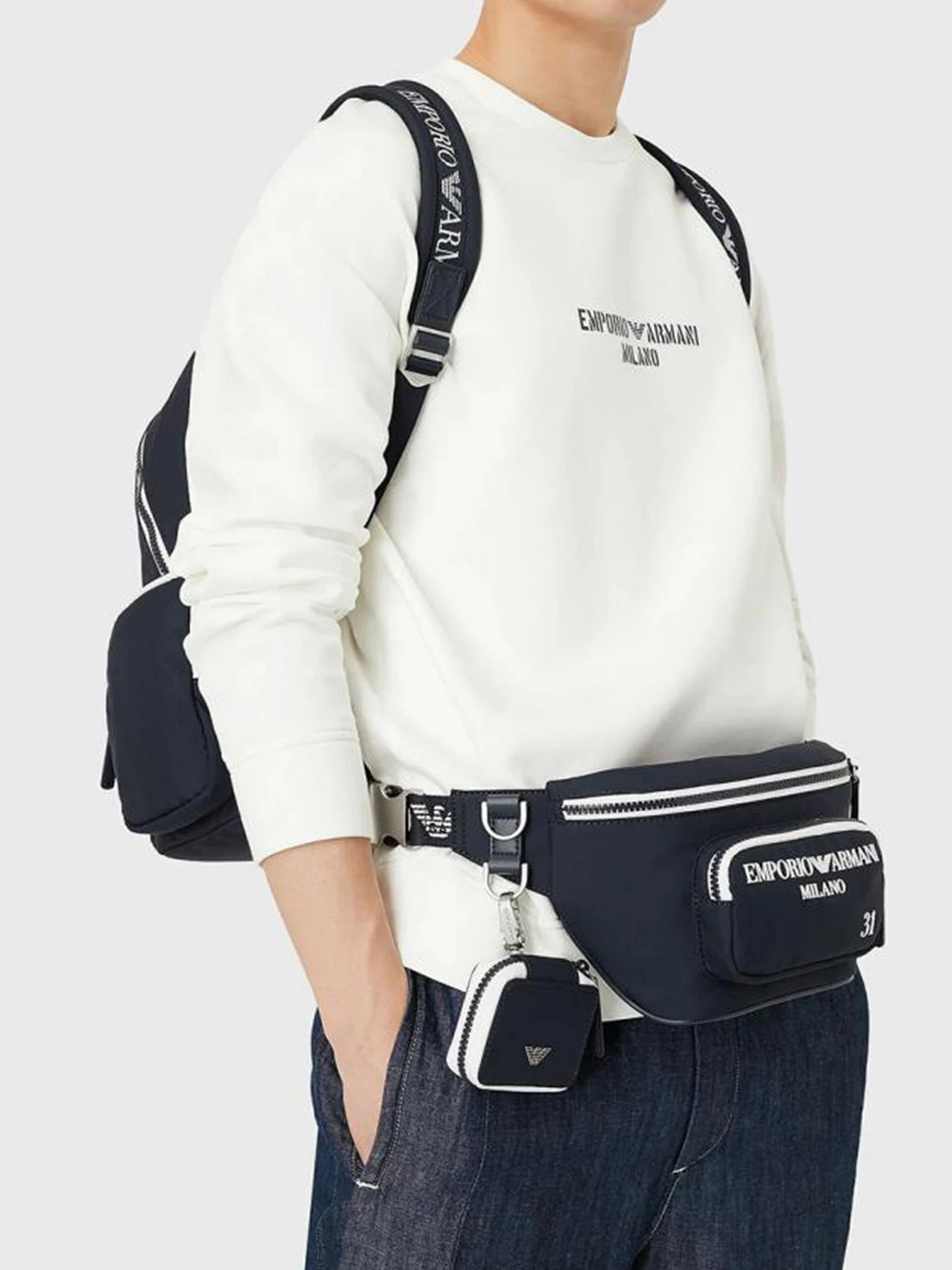Сумки Emporio Armani модель Y4O238-Y122E-87077 Сумки Emporio Armani модель Y4O238-Y122E-87077 Фото
