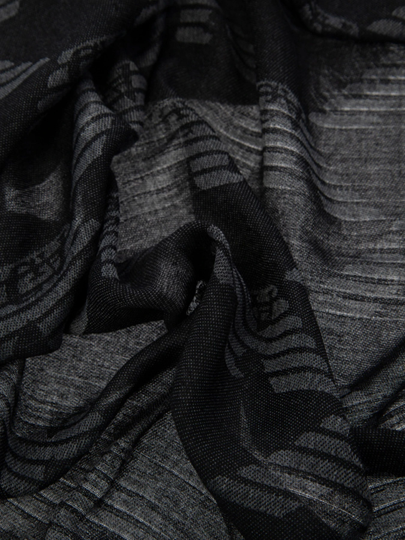 Шарфы и платки Emporio Armani модель 625292-2R357-00020 Фото