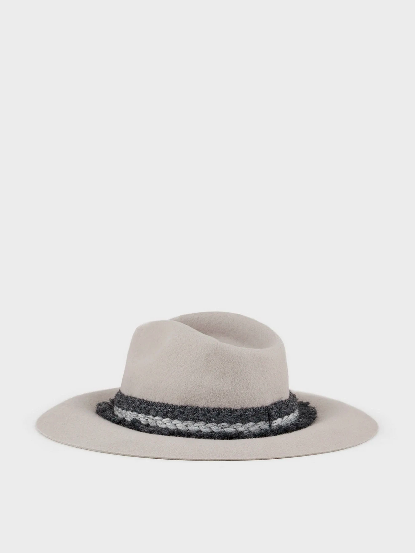 Шапки и кепки Emporio Armani модель 637126-2F511-11855 Шапки и кепки Emporio Armani модель 637126-2F511-11855 Фото