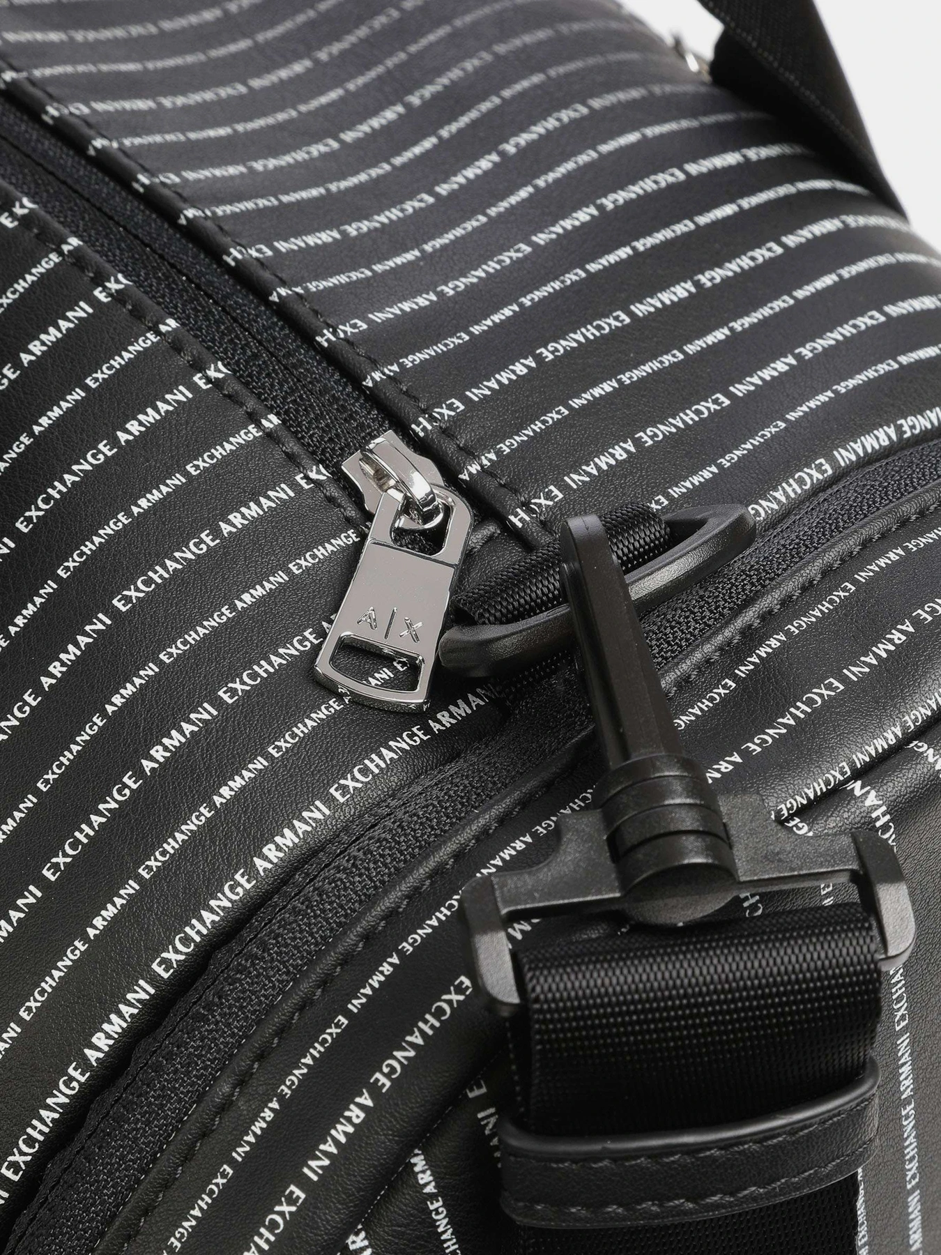 Сумки Armani Exchange модель 952443-CC825-00020 Фото