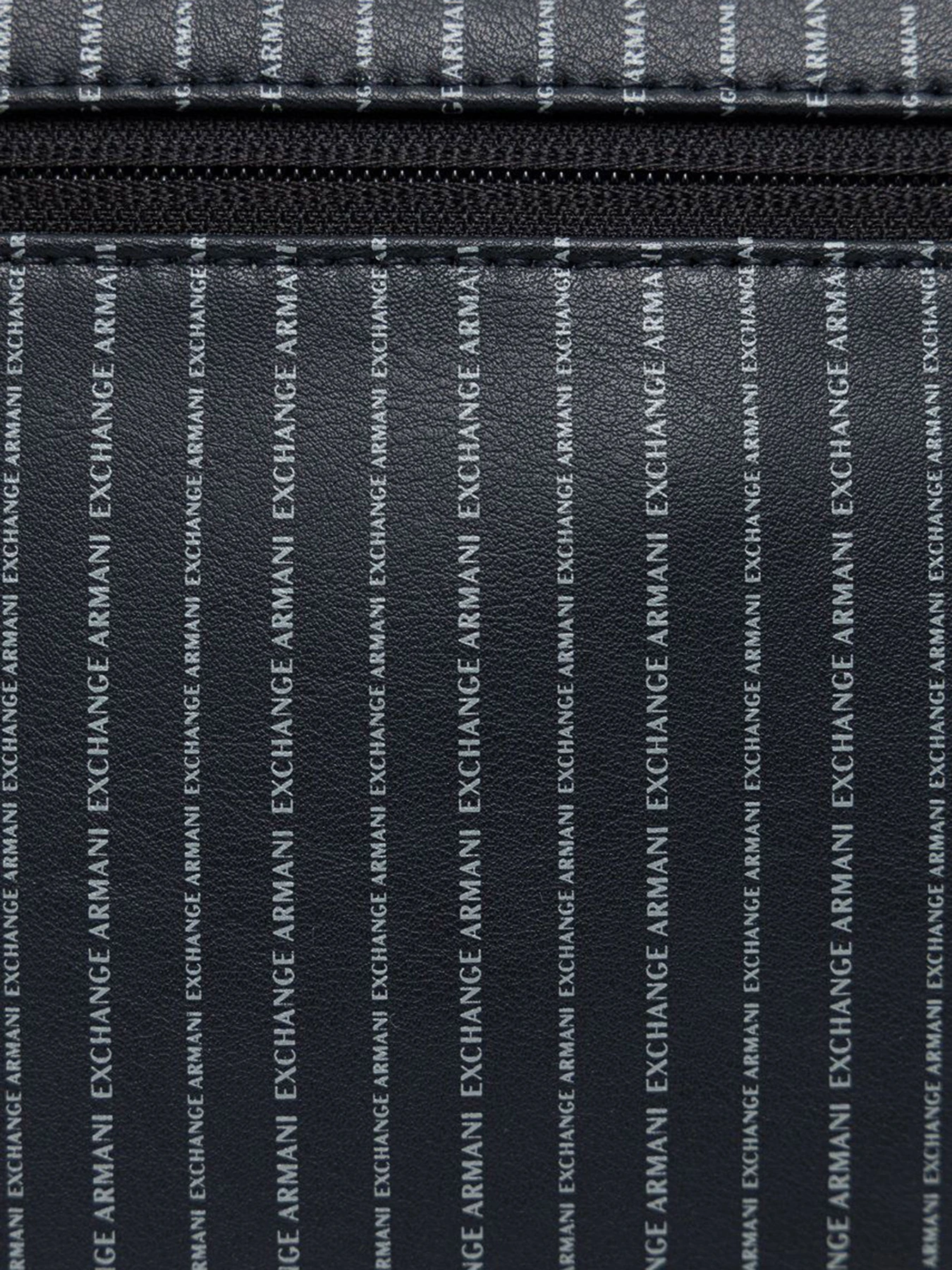 Сумки Armani Exchange модель 952489-CC825-00335 Фото
