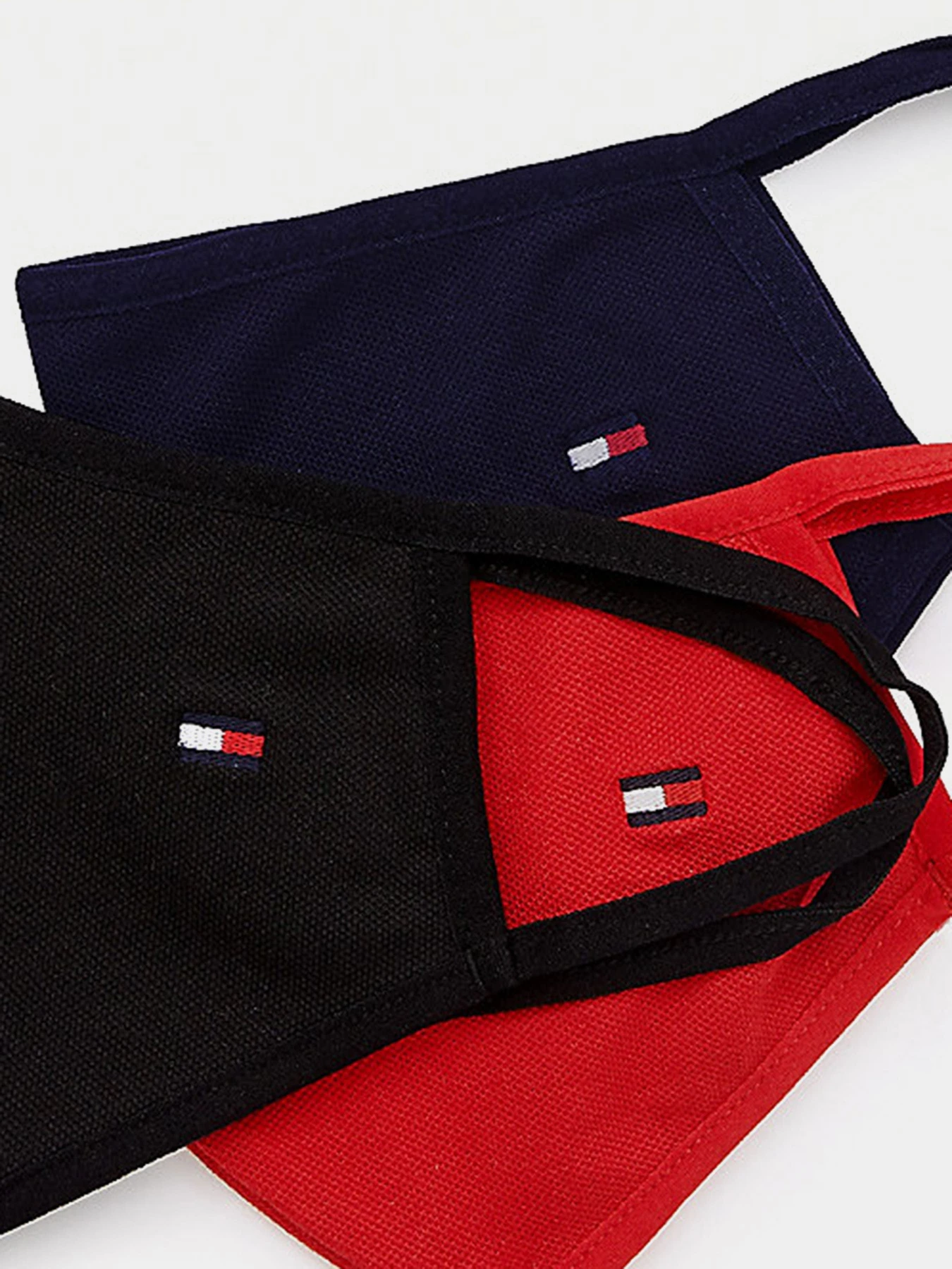 Маска защитная Tommy Hilfiger Tommy Hilfiger модель AM0AM07486-0GZ Маска защитная Tommy Hilfiger Tommy Hilfiger модель AM0AM07486-0GZ Фото