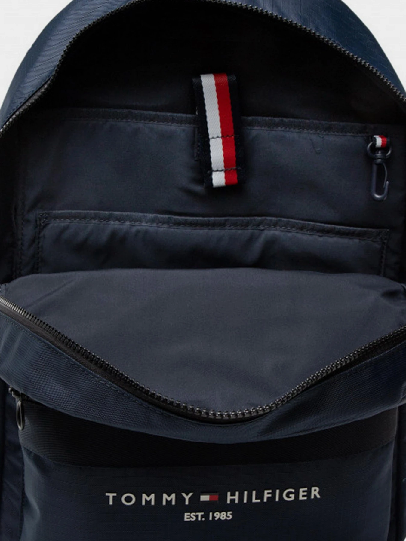 Рюкзаки Tommy Hilfiger модель AM0AM08095-DW5 Фото