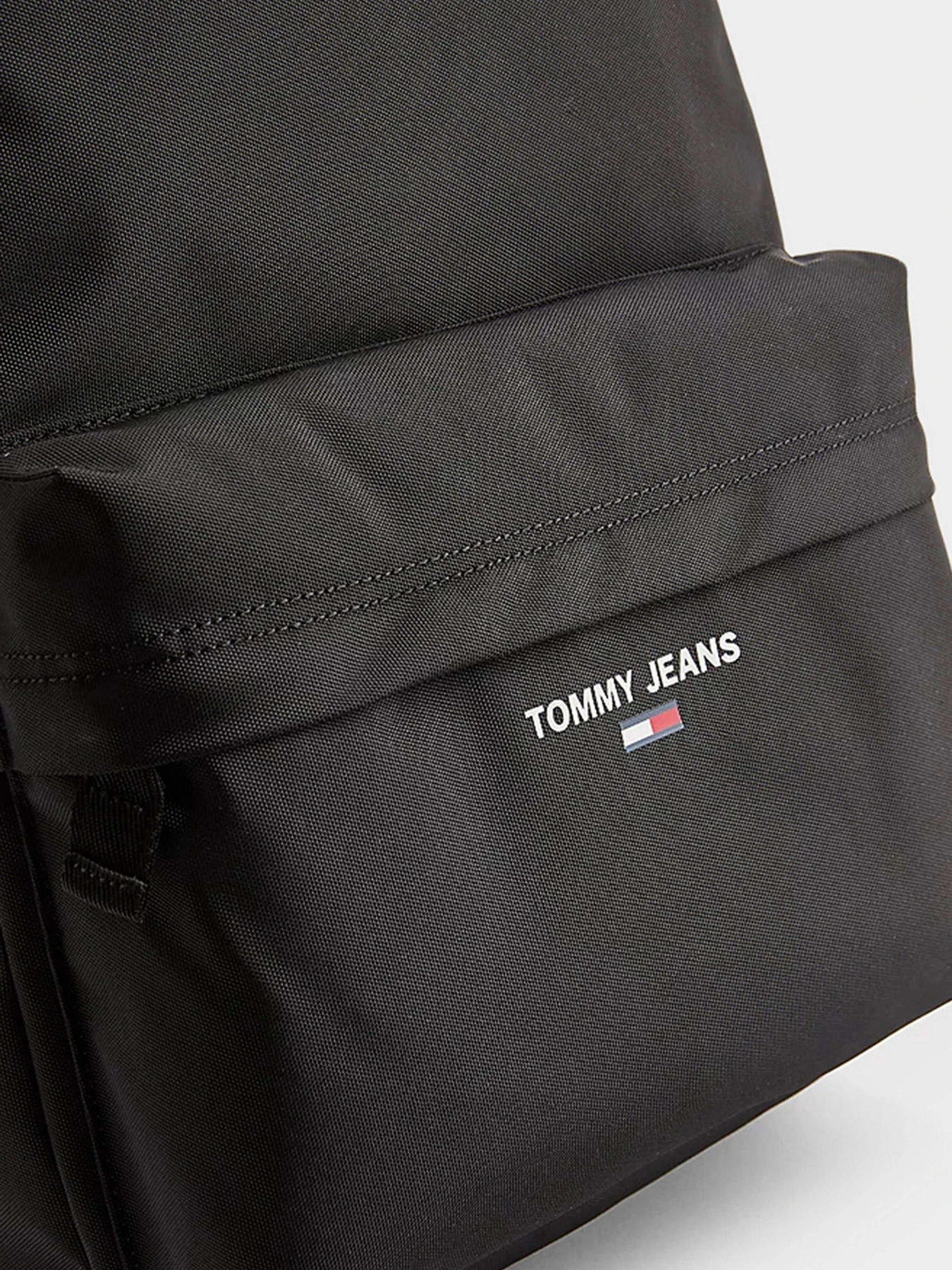 Рюкзаки Tommy Hilfiger модель AM0AM08646-BDS Рюкзаки Tommy Hilfiger модель AM0AM08646-BDS Фото