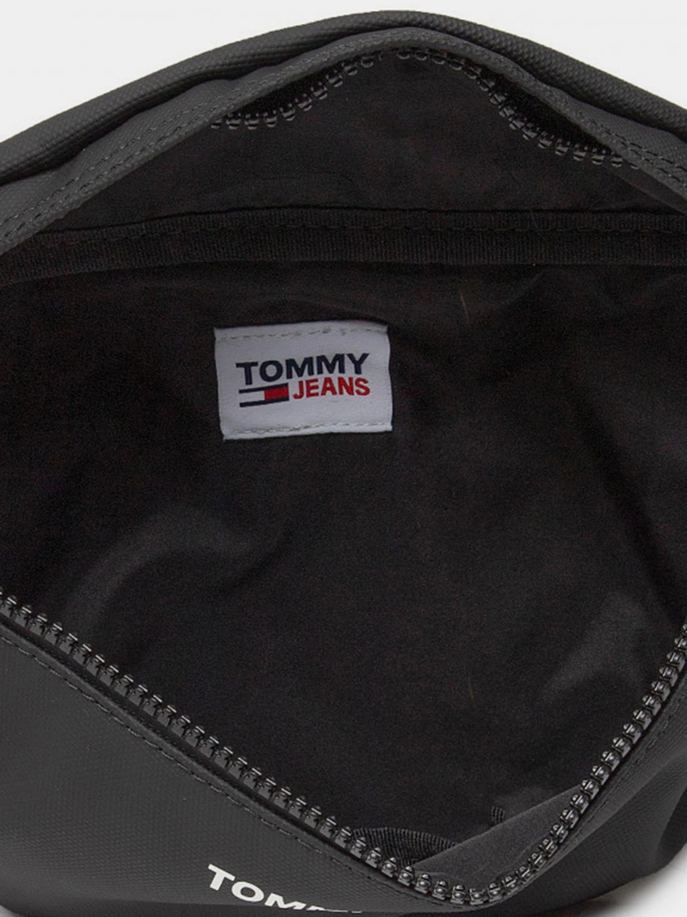 Сумки Tommy Hilfiger модель AM0AM08838-BDS Фото