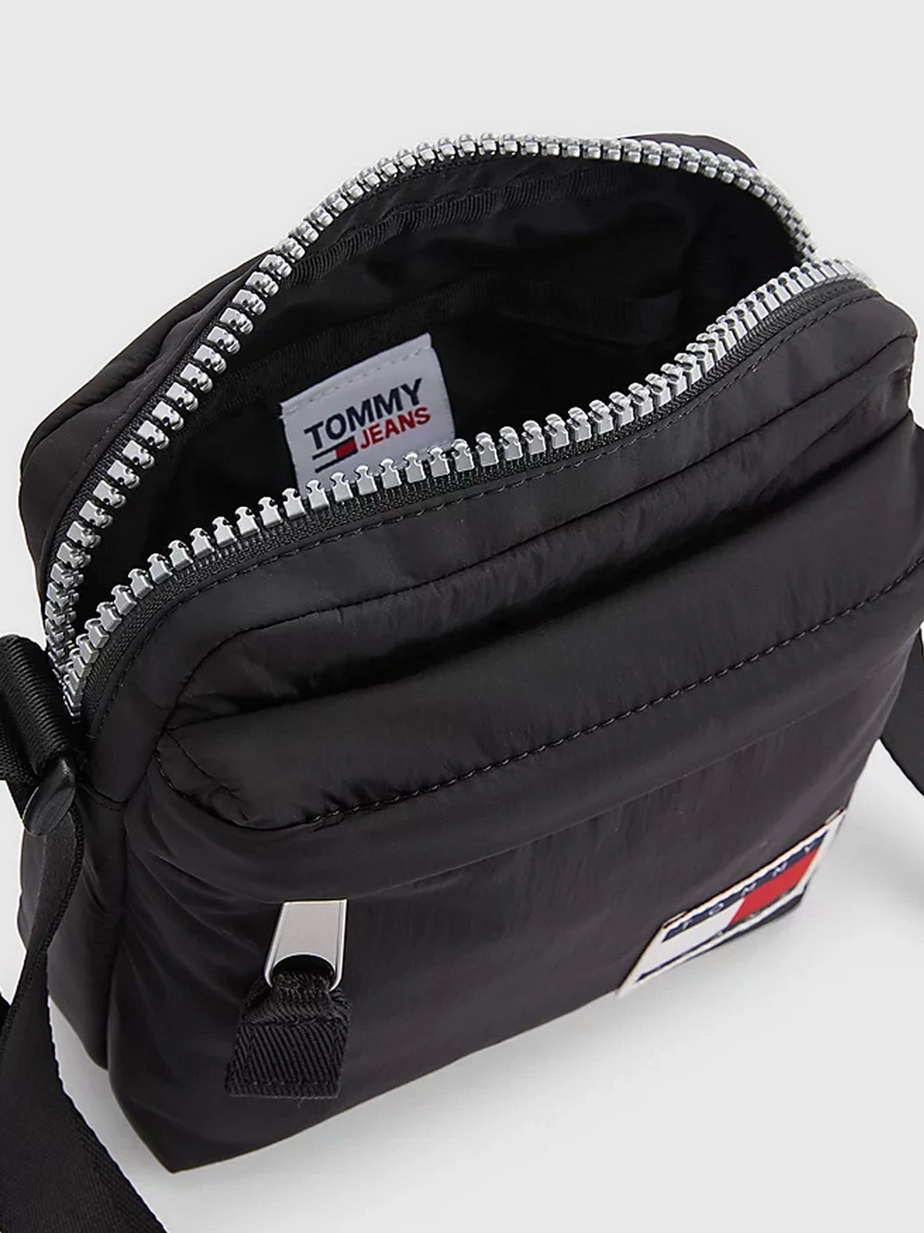 Сумки Tommy Hilfiger модель AM0AM08846-BDS Фото