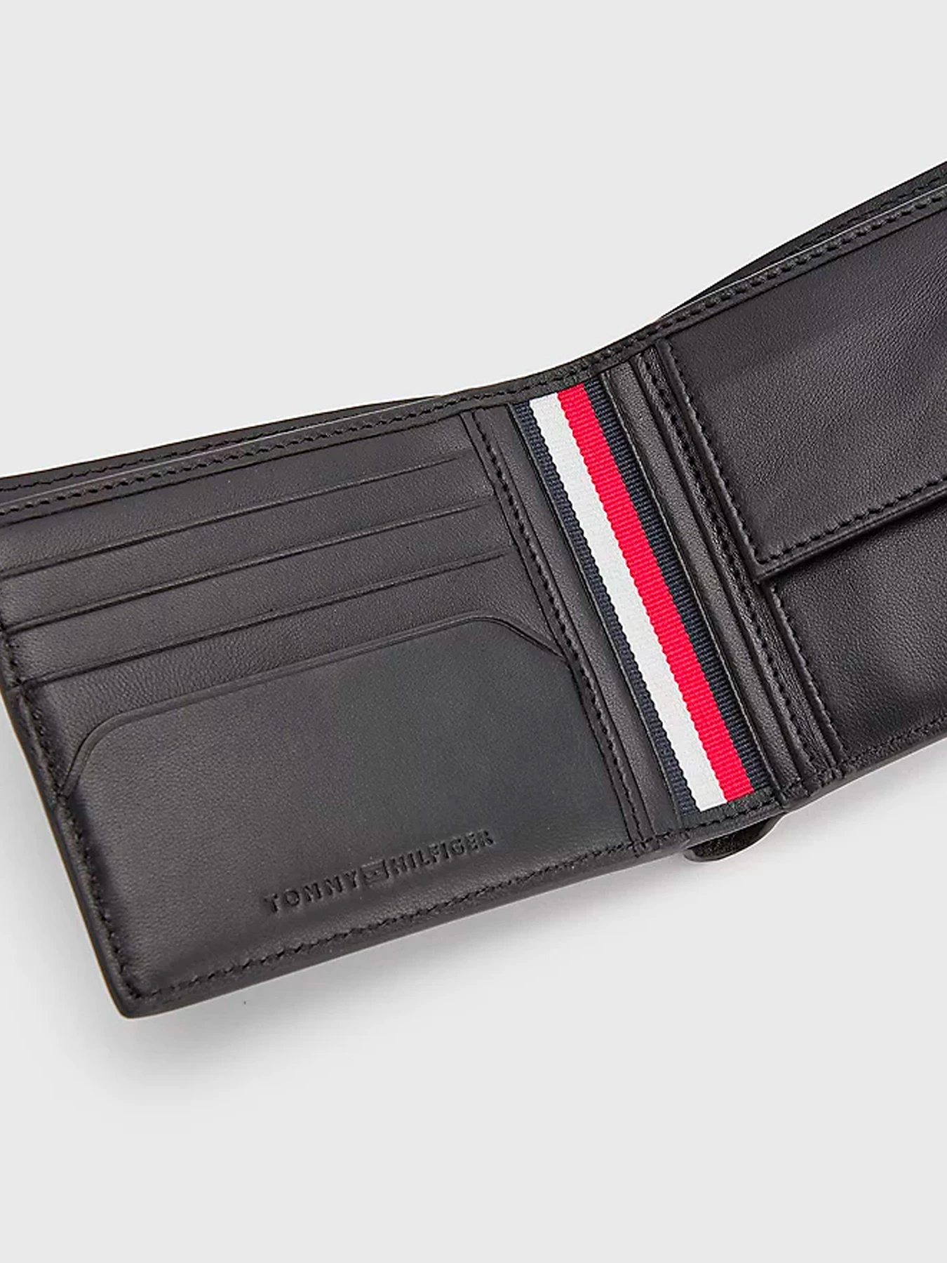 Кошельки Tommy Hilfiger модель AM0AM09383-BDS Кошельки Tommy Hilfiger модель AM0AM09383-BDS Фото