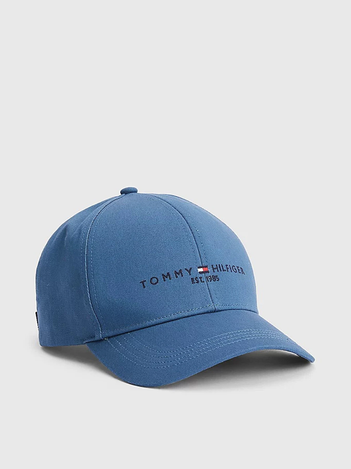 Шапки и кепки Tommy Hilfiger модель AM0AM09487-CZ7 Шапки и кепки Tommy Hilfiger модель AM0AM09487-CZ7 Фото