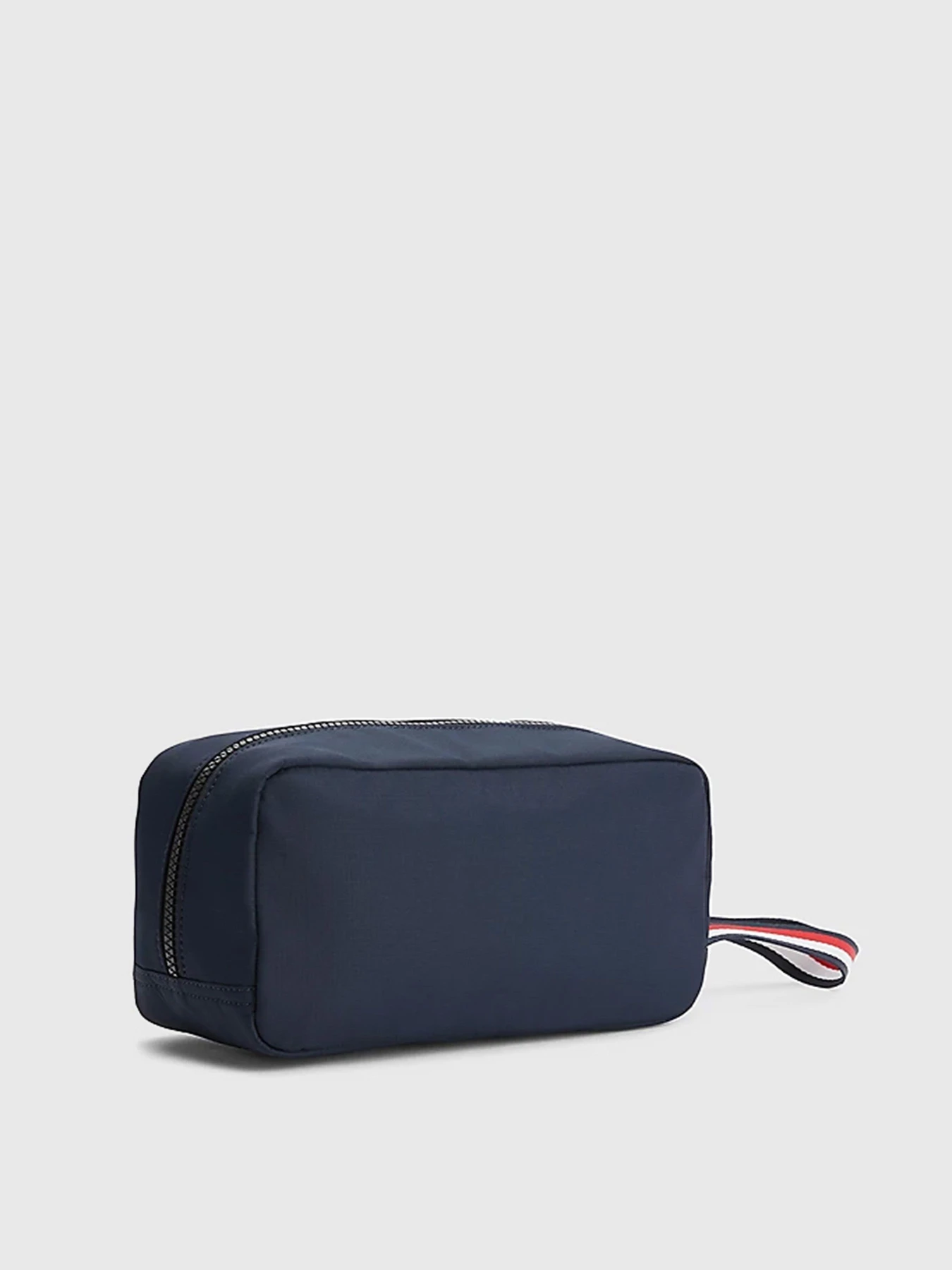 Косметичка Tommy Hilfiger Tommy Hilfiger модель AM0AM10229-DW6 Косметичка Tommy Hilfiger Tommy Hilfiger модель AM0AM10229-DW6 Фото