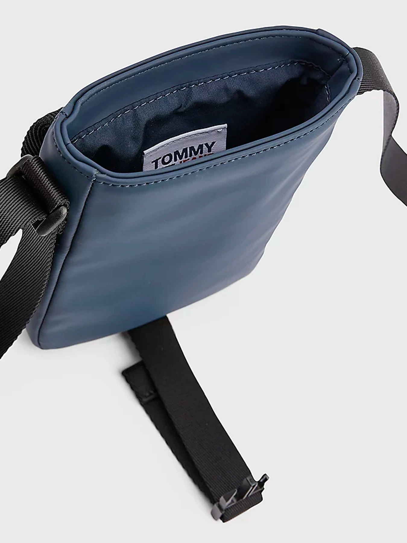 Аксессуары для смартфонов Tommy Hilfiger модель AM0AM10412-C87 Аксессуары для смартфонов Tommy Hilfiger модель AM0AM10412-C87 Фото