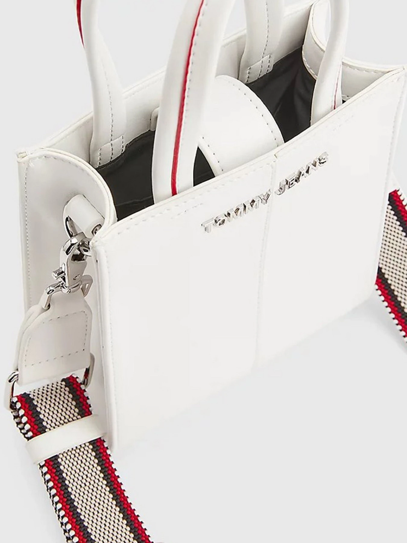 Сумки Tommy Hilfiger модель AW0AW12417-YBL Сумки Tommy Hilfiger модель AW0AW12417-YBL Фото