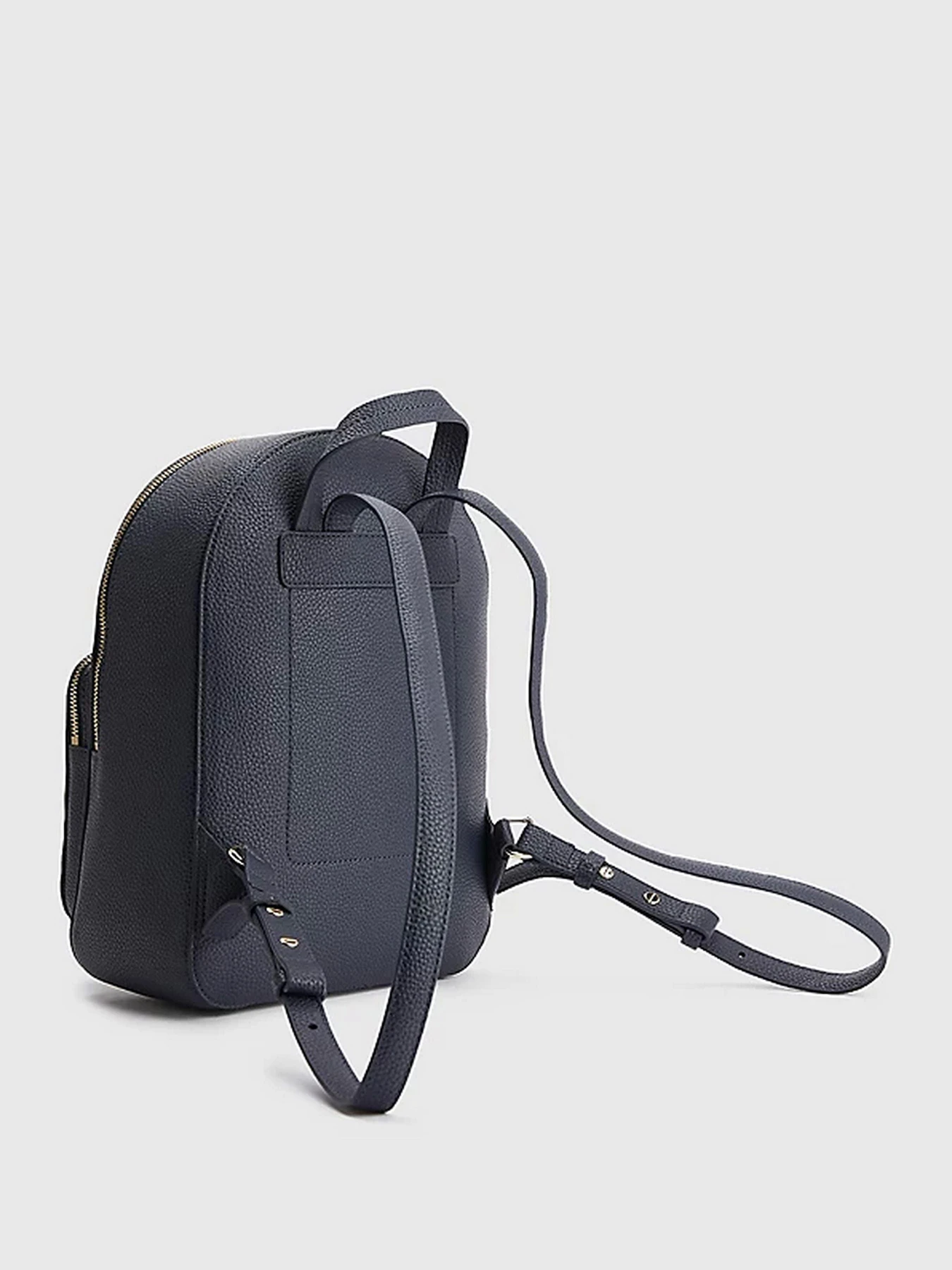 Рюкзаки Tommy Hilfiger модель AW0AW13160-DW6 Рюкзаки Tommy Hilfiger модель AW0AW13160-DW6 Фото