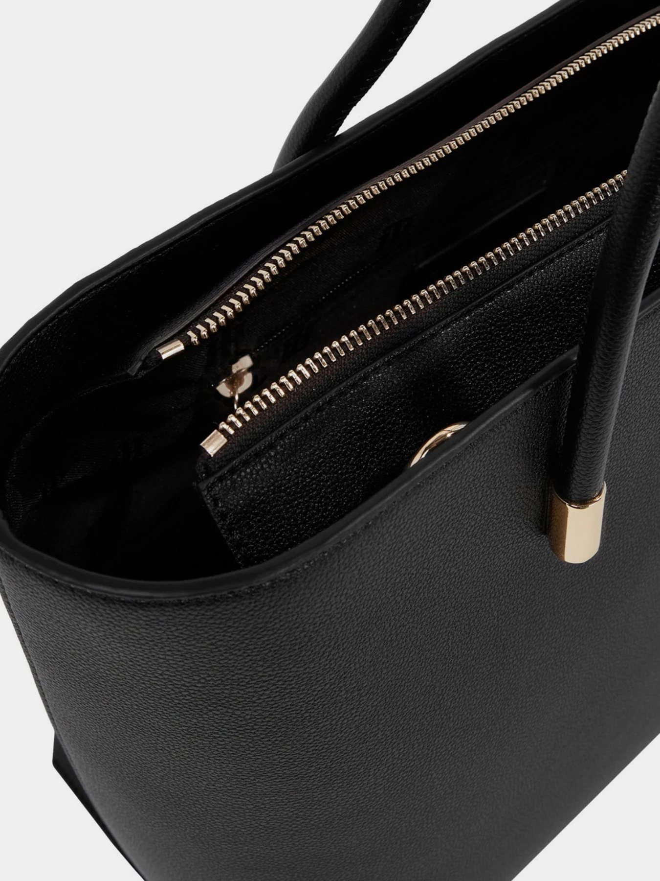 Сумки Tommy Hilfiger модель AW0AW13183-BDS Сумки Tommy Hilfiger модель AW0AW13183-BDS Фото