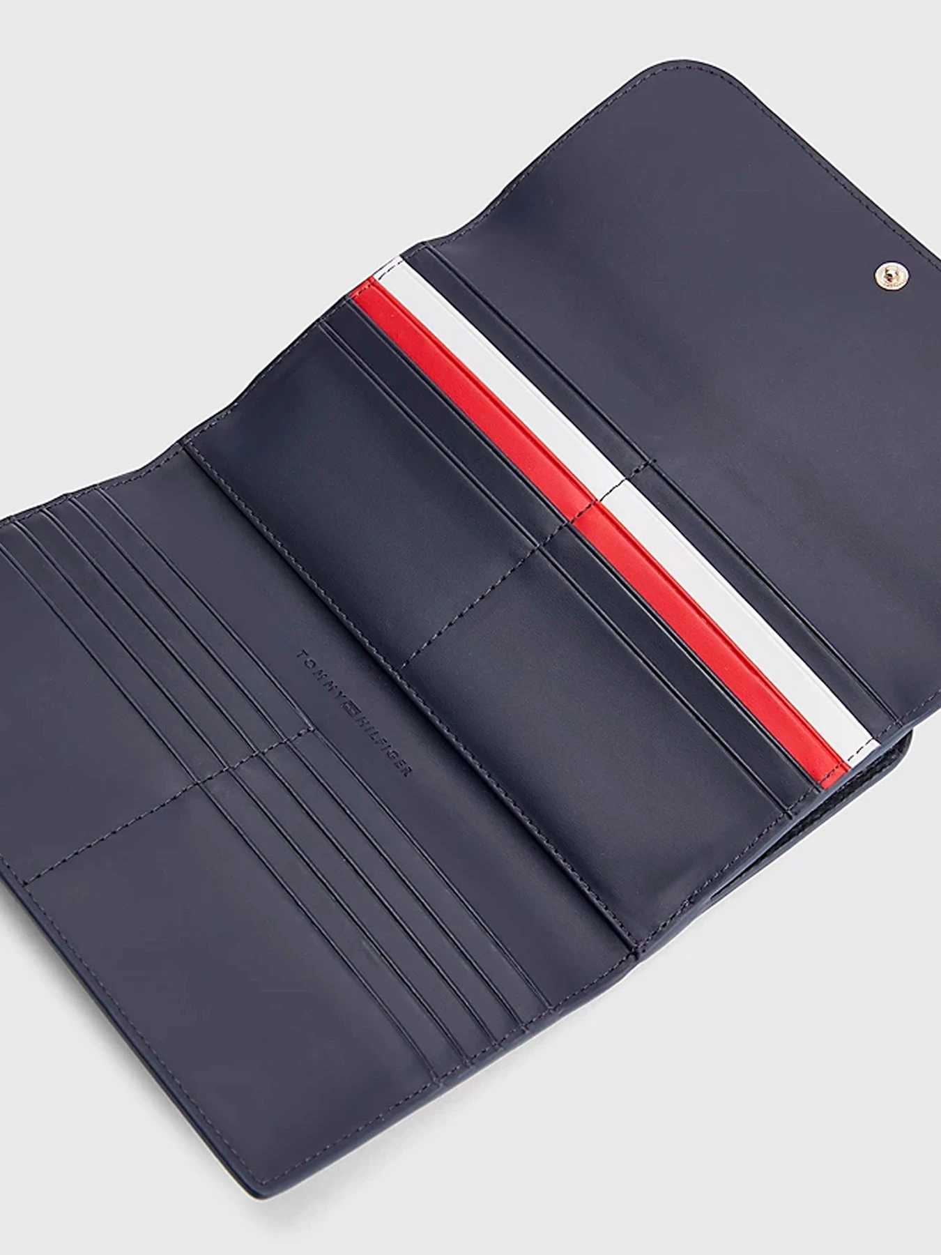 Кошельки Tommy Hilfiger модель AW0AW13631-DW6 Кошельки Tommy Hilfiger модель AW0AW13631-DW6 Фото
