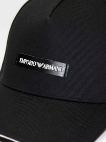 Шапки и кепки Emporio Armani модель 627921-CC991-00020 Фото