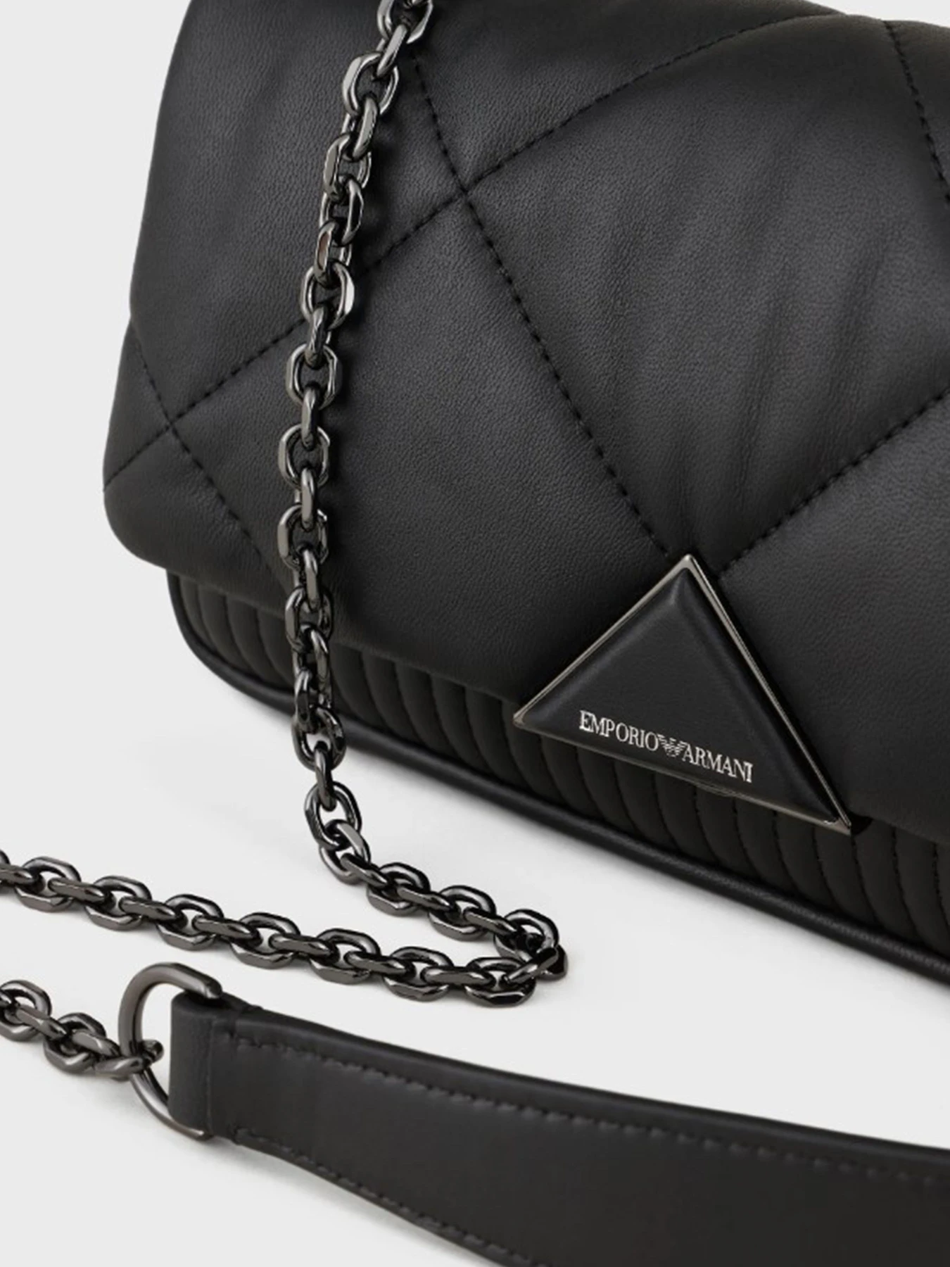 Сумки Emporio Armani модель Y3C040-Y336X-82846 Фото