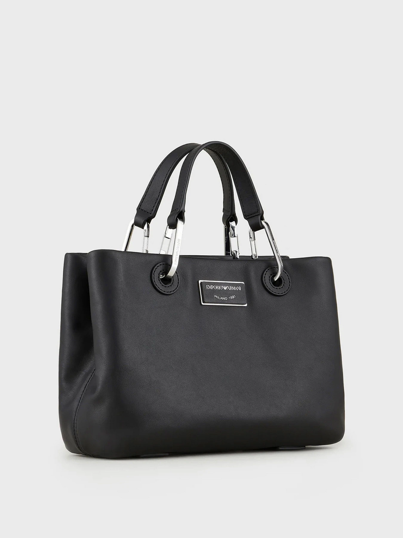 Сумки Emporio Armani модель Y3D166-Y478E-80001 Сумки Emporio Armani модель Y3D166-Y478E-80001 Фото