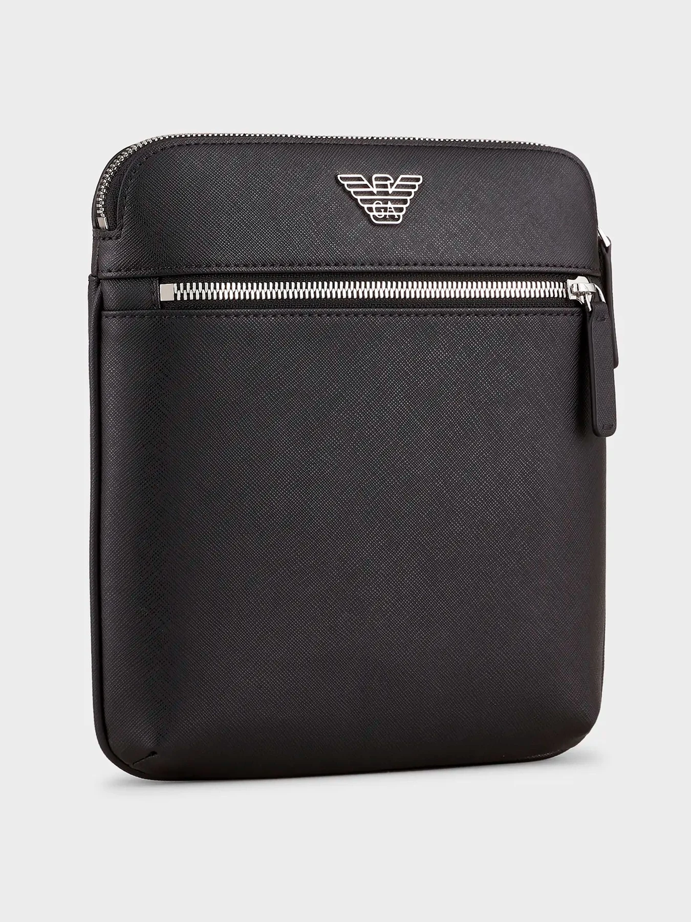 Сумки Emporio Armani модель Y4M185-Y138E-81072 Сумки Emporio Armani модель Y4M185-Y138E-81072 Фото