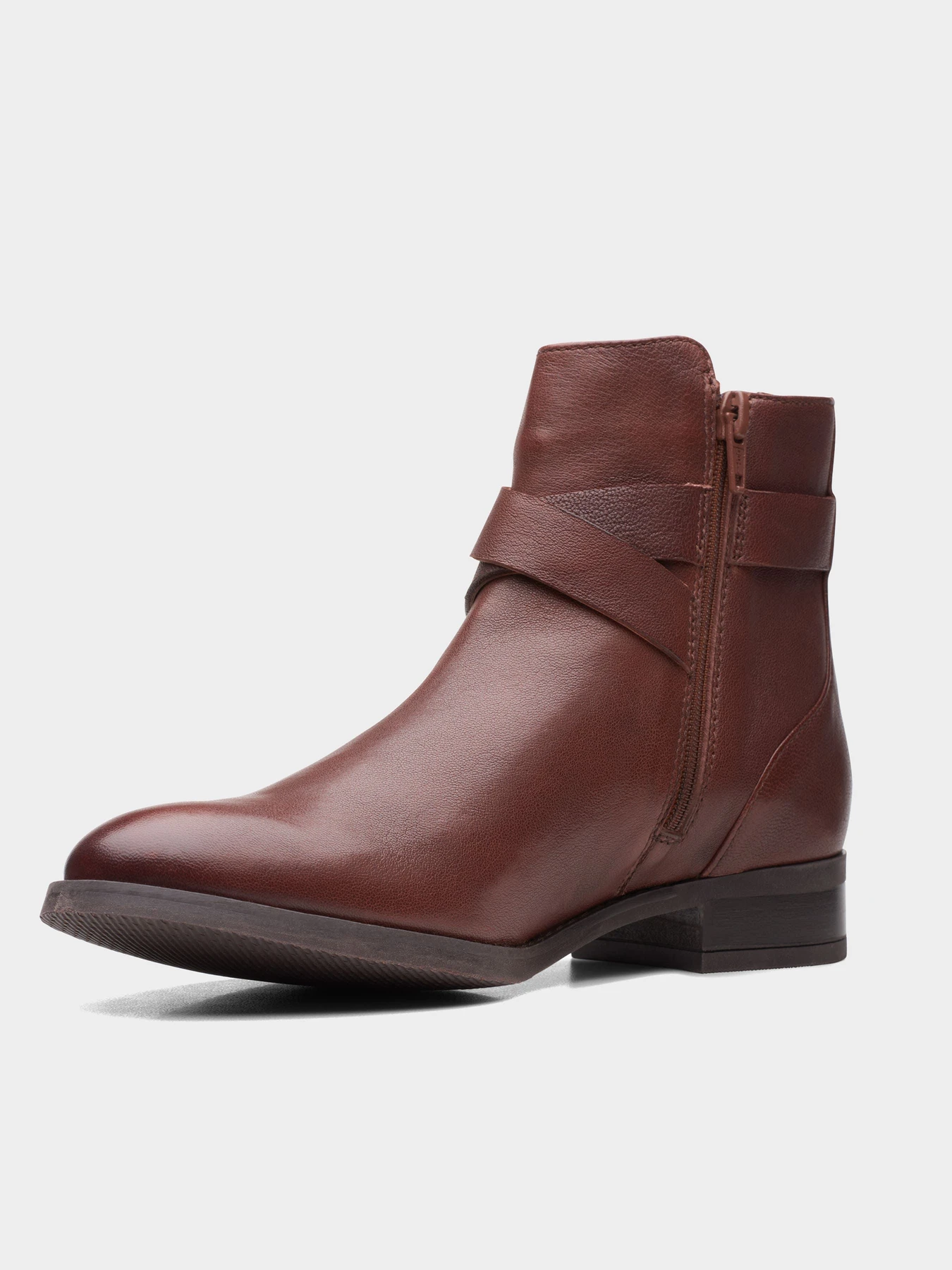 Ботинки и сапоги Clarks модель 2616-8401 Ботинки и сапоги Clarks модель 2616-8401 Фото
