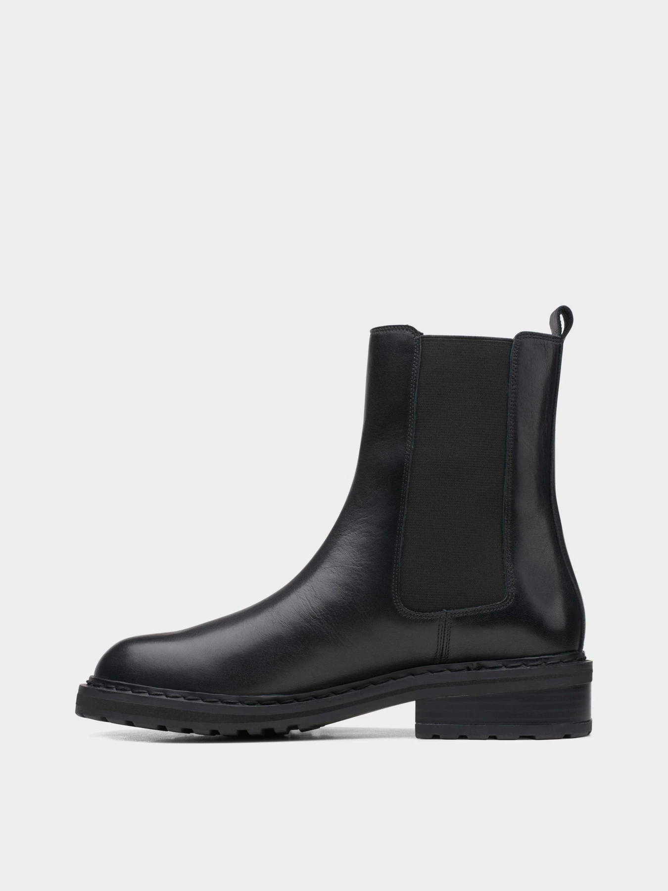 Ботинки и сапоги Clarks модель 2616-8745 Ботинки и сапоги Clarks модель 2616-8745 Фото