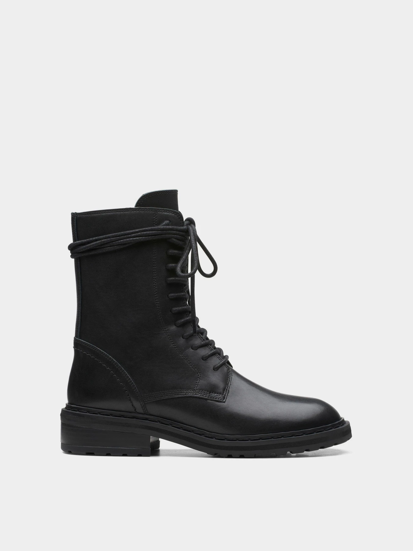 Ботинки и сапоги Clarks модель 2616-8751 Ботинки и сапоги Clarks модель 2616-8751 Фото