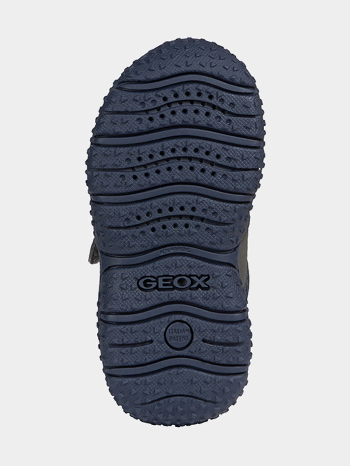 Ботинки и сапоги Geox модель B0442A-0CEFU-C0739 Ботинки и сапоги Geox модель B0442A-0CEFU-C0739 Фото