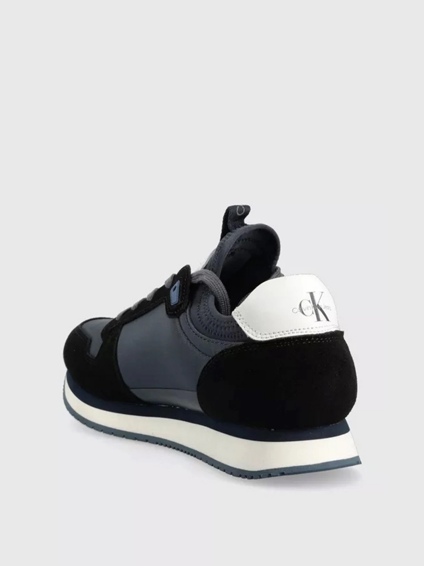Кроссовки Calvin Klein модель YM0YM00553-DA0 Кроссовки Calvin Klein модель YM0YM00553-DA0 Фото