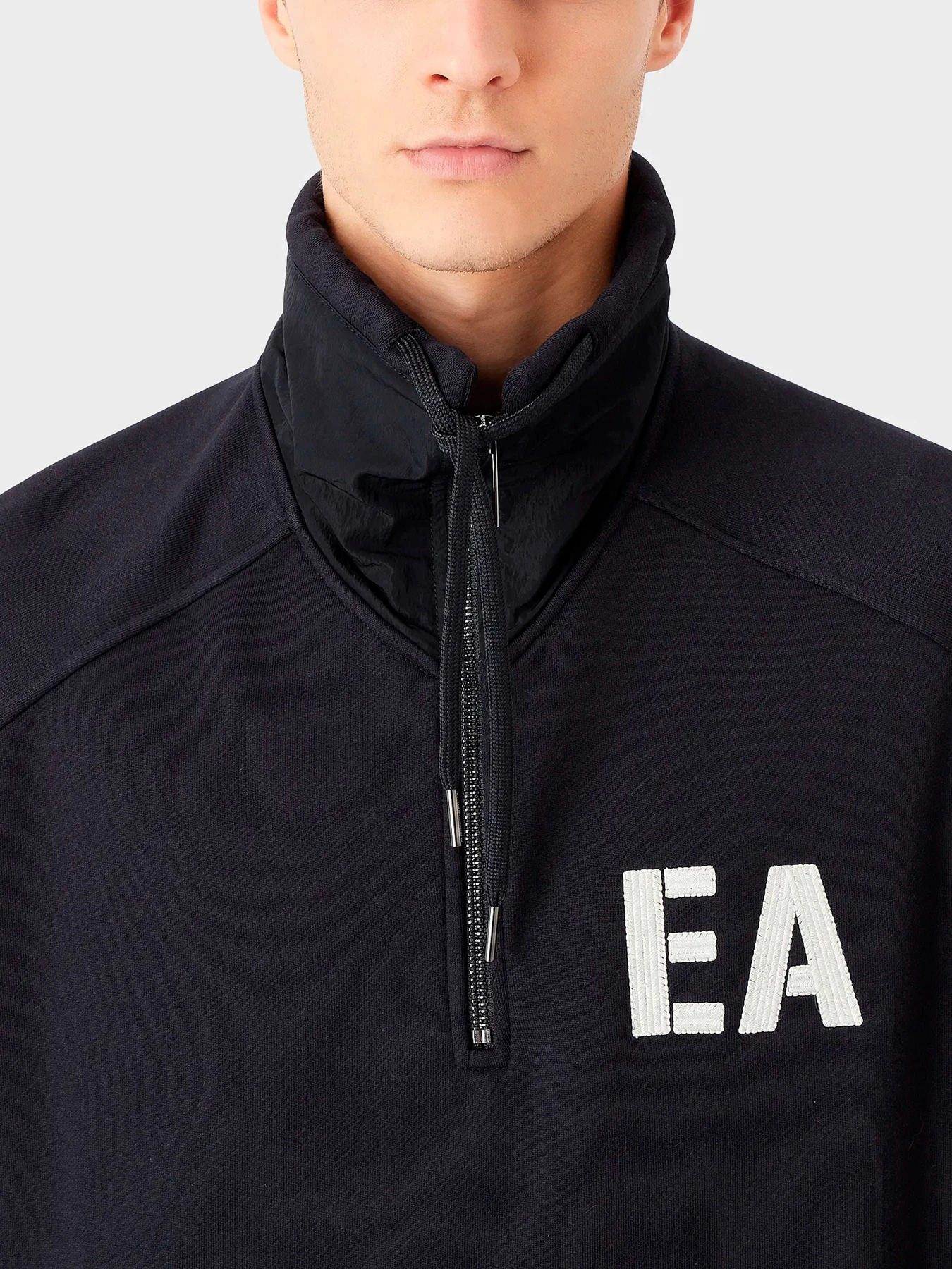 Худи и свитшоты Emporio Armani модель 6L1MM0-1JQNZ-0920 Худи и свитшоты Emporio Armani модель 6L1MM0-1JQNZ-0920 Фото