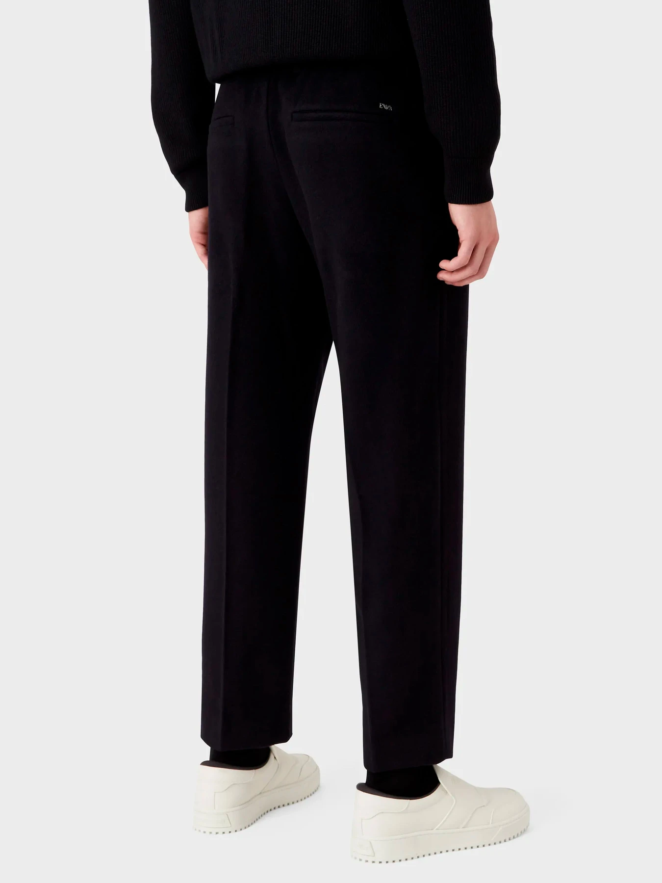 Брюки Emporio Armani модель 6L1PB5-1NTYZ-0920 Брюки Emporio Armani модель 6L1PB5-1NTYZ-0920 Фото