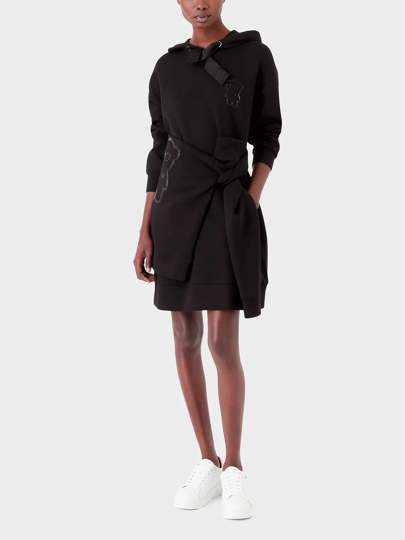 Платья Emporio Armani модель 6L2A6E-1JHSZ-0999 Платья Emporio Armani модель 6L2A6E-1JHSZ-0999 Фото