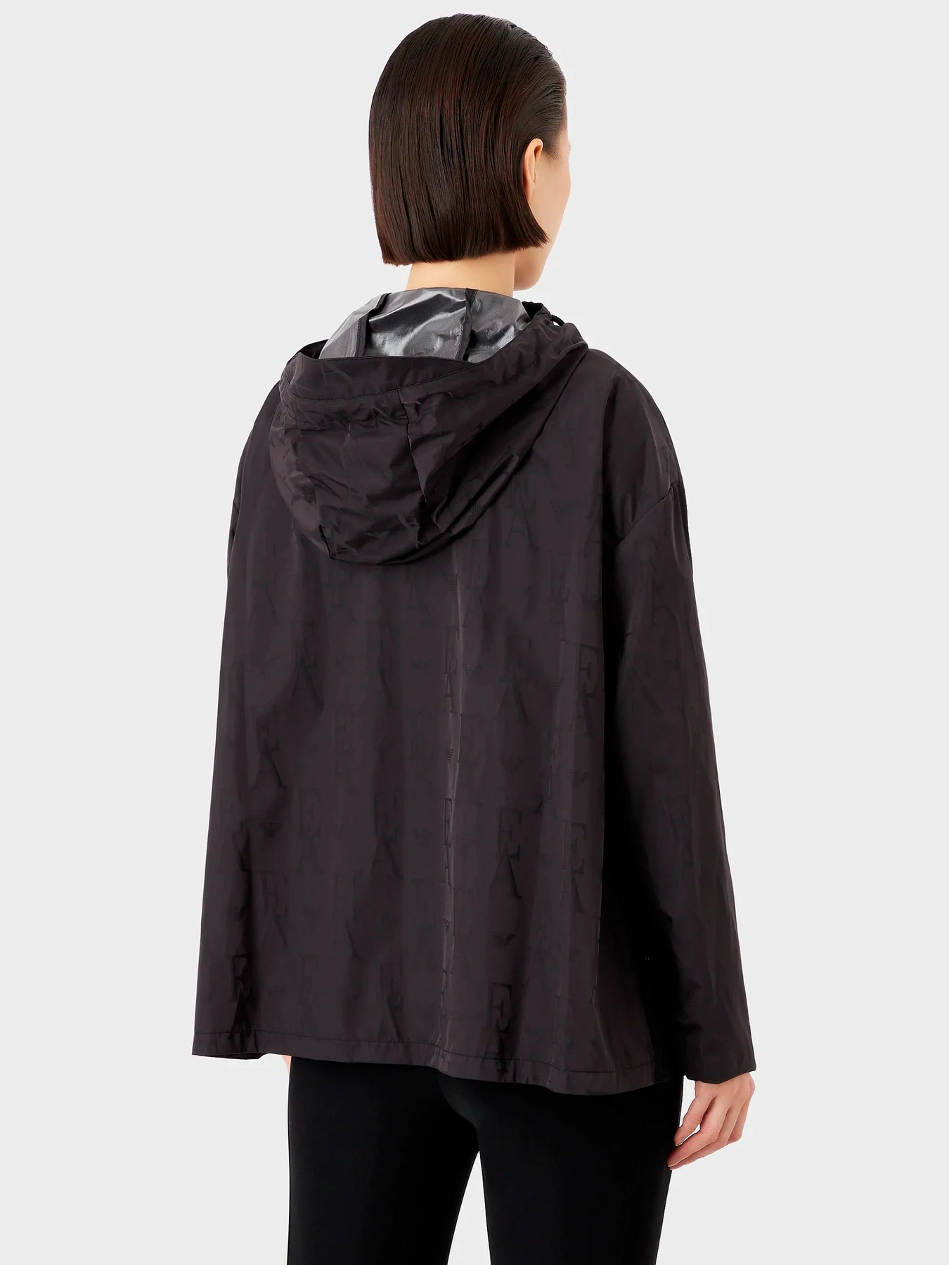 Куртки и дубленки Emporio Armani модель 6L2B67-2NIPZ-0999 Куртки и дубленки Emporio Armani модель 6L2B67-2NIPZ-0999 Фото