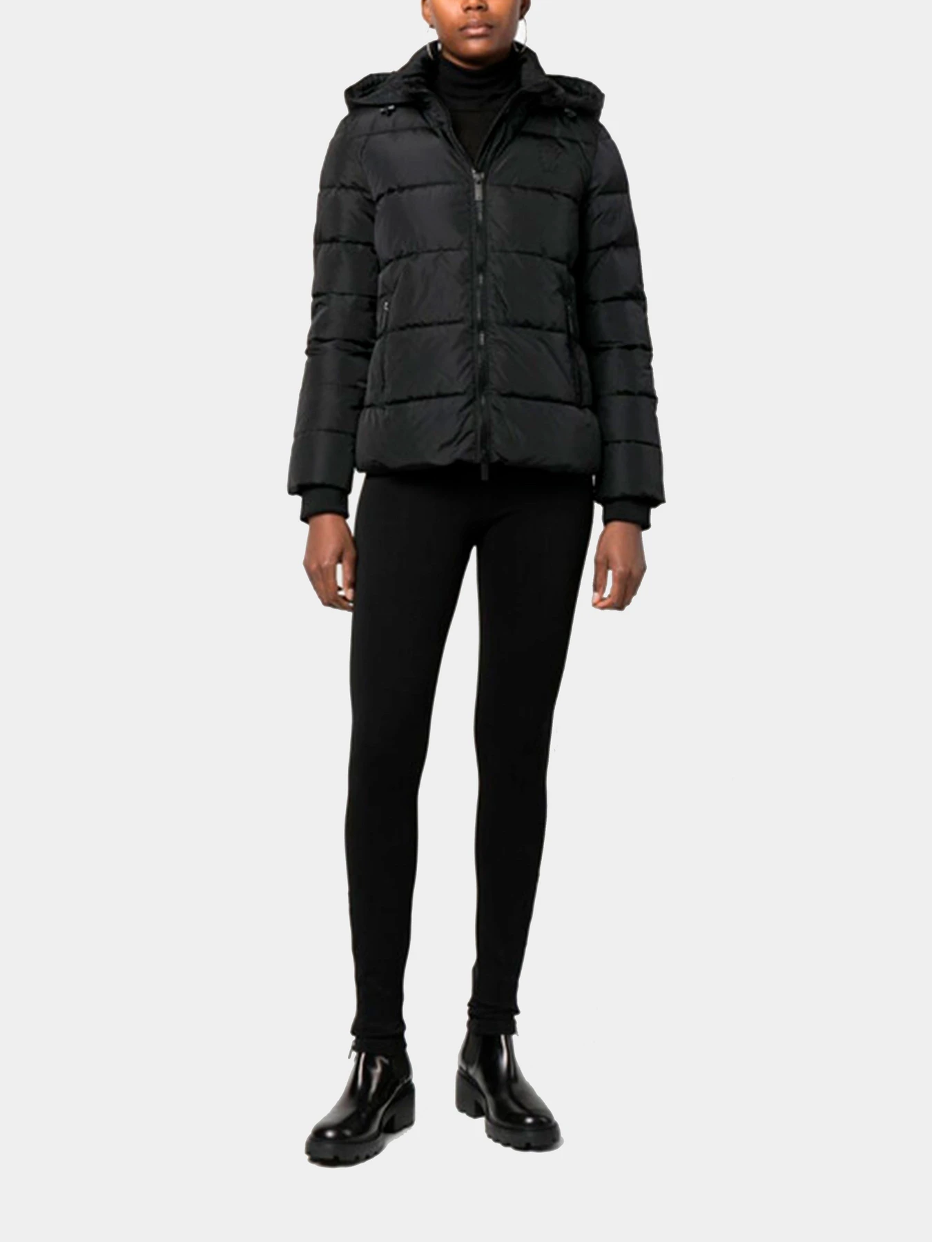 Куртки и дубленки Emporio Armani модель 6L2B86-2NGAZ-0999 Куртки и дубленки Emporio Armani модель 6L2B86-2NGAZ-0999 Фото