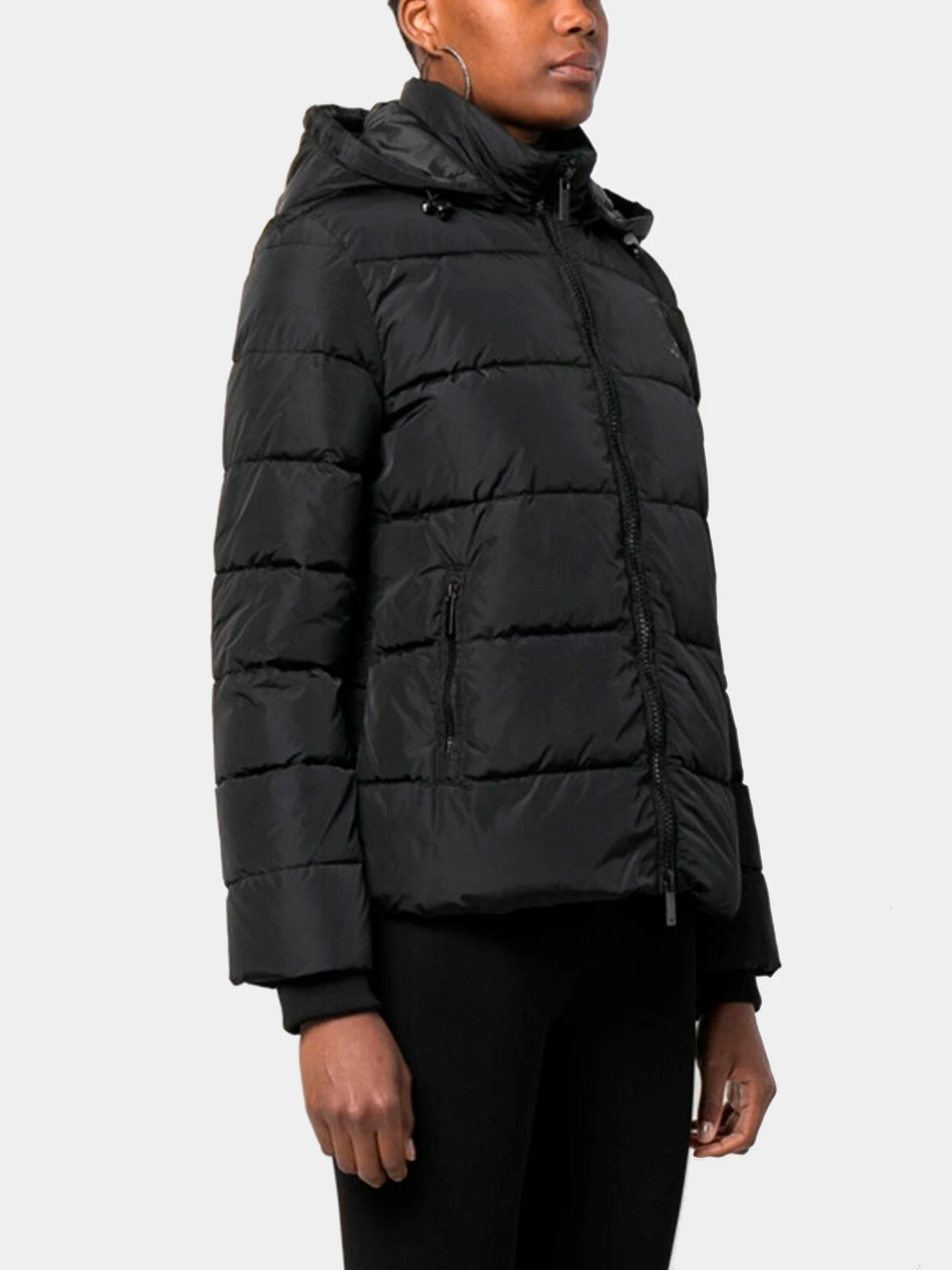 Куртки и дубленки Emporio Armani модель 6L2B86-2NGAZ-0999 Куртки и дубленки Emporio Armani модель 6L2B86-2NGAZ-0999 Фото
