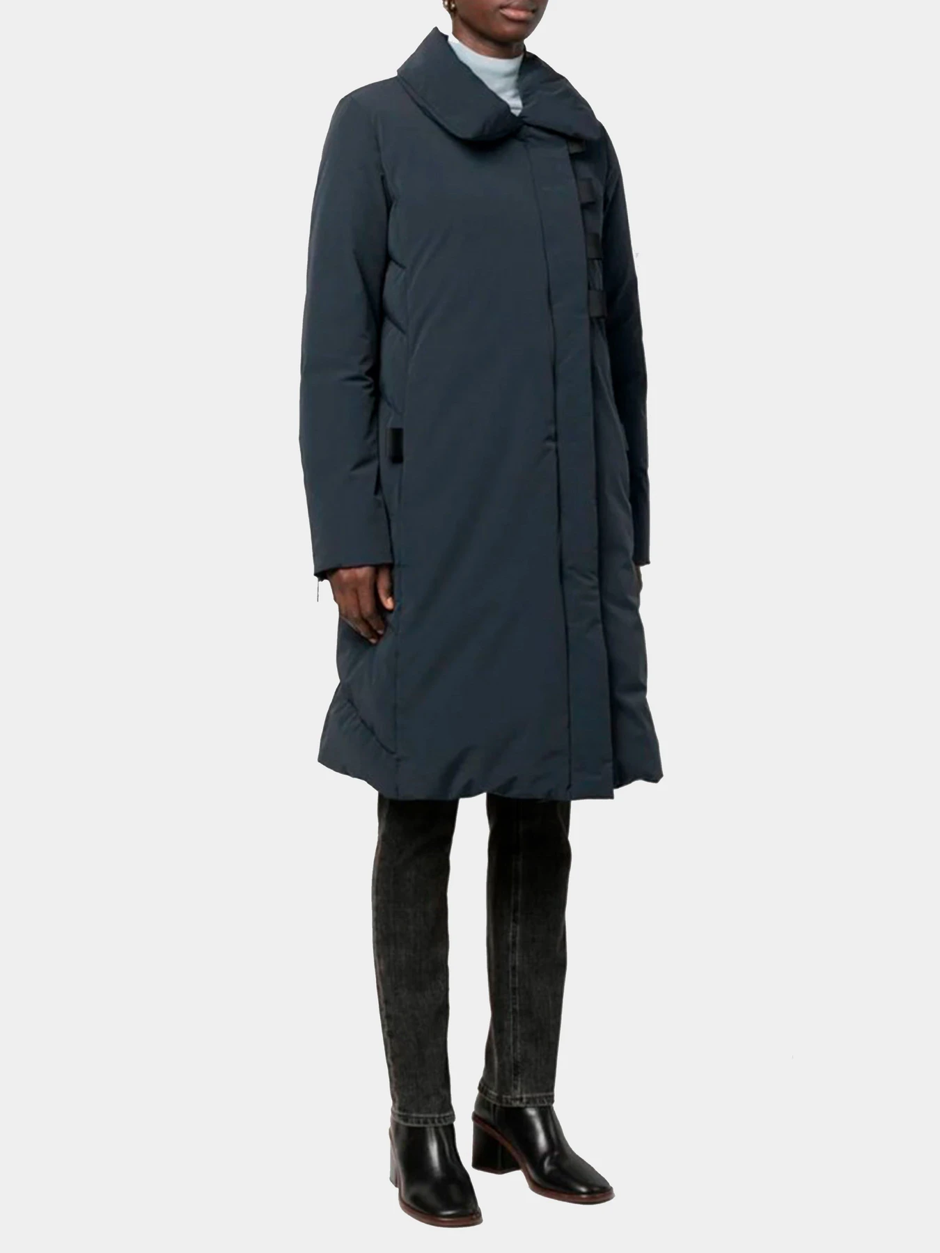 Куртки и дубленки Emporio Armani модель 6L2L66-2NIRZ-0926 Куртки и дубленки Emporio Armani модель 6L2L66-2NIRZ-0926 Фото