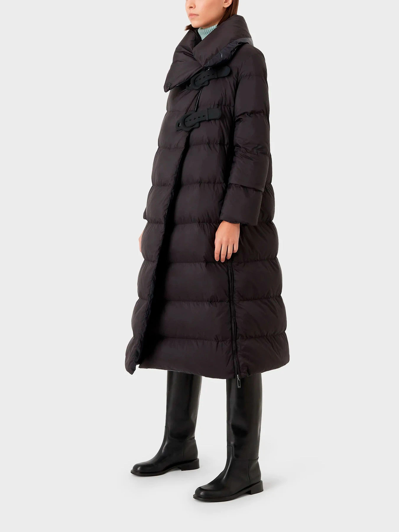 Куртки и дубленки Emporio Armani модель 6L2L67-2NIIZ-F009 Куртки и дубленки Emporio Armani модель 6L2L67-2NIIZ-F009 Фото