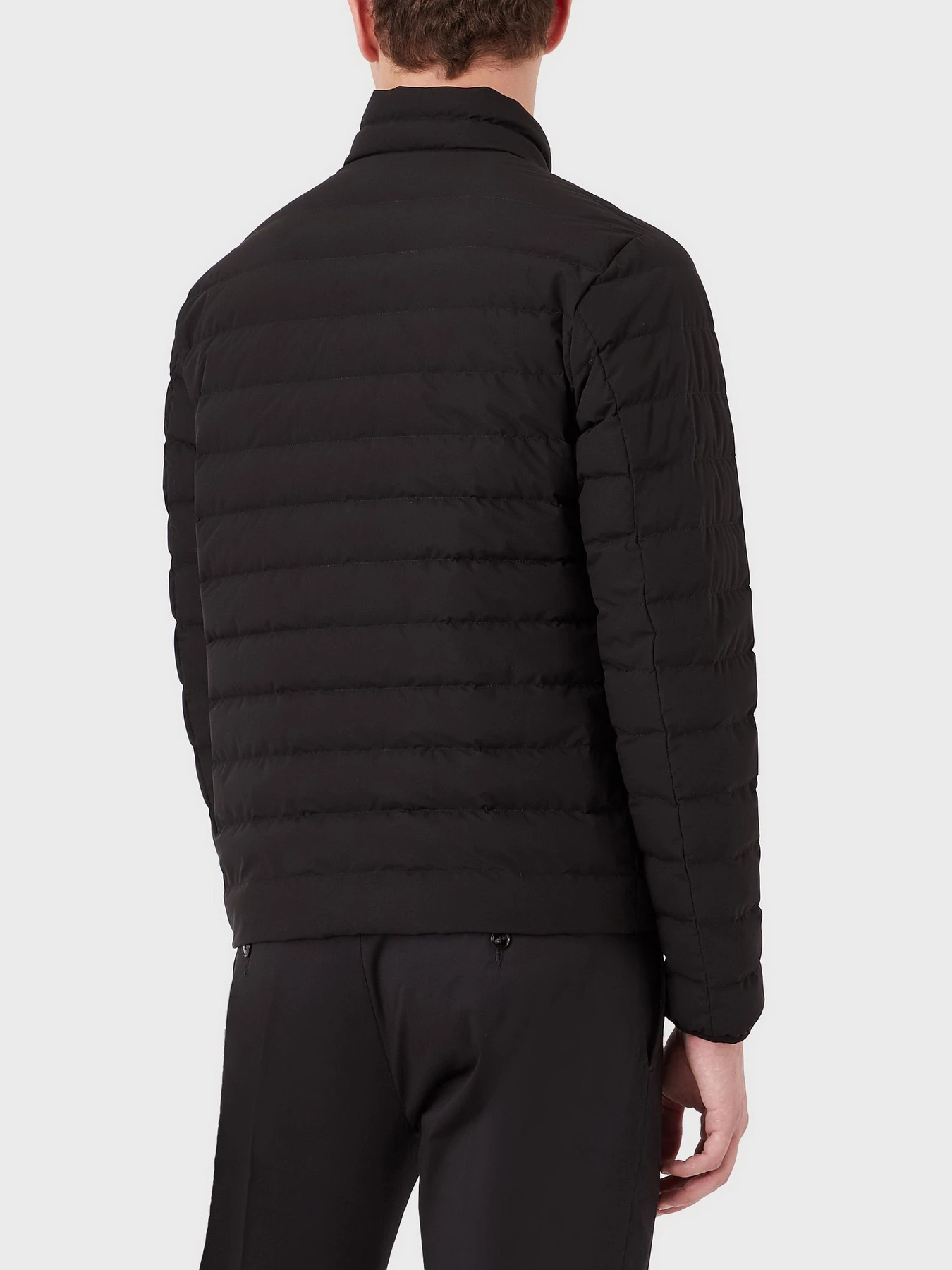 Куртки и дубленки Emporio Armani модель 8N1BQ2-1NLRZ-0999 Фото