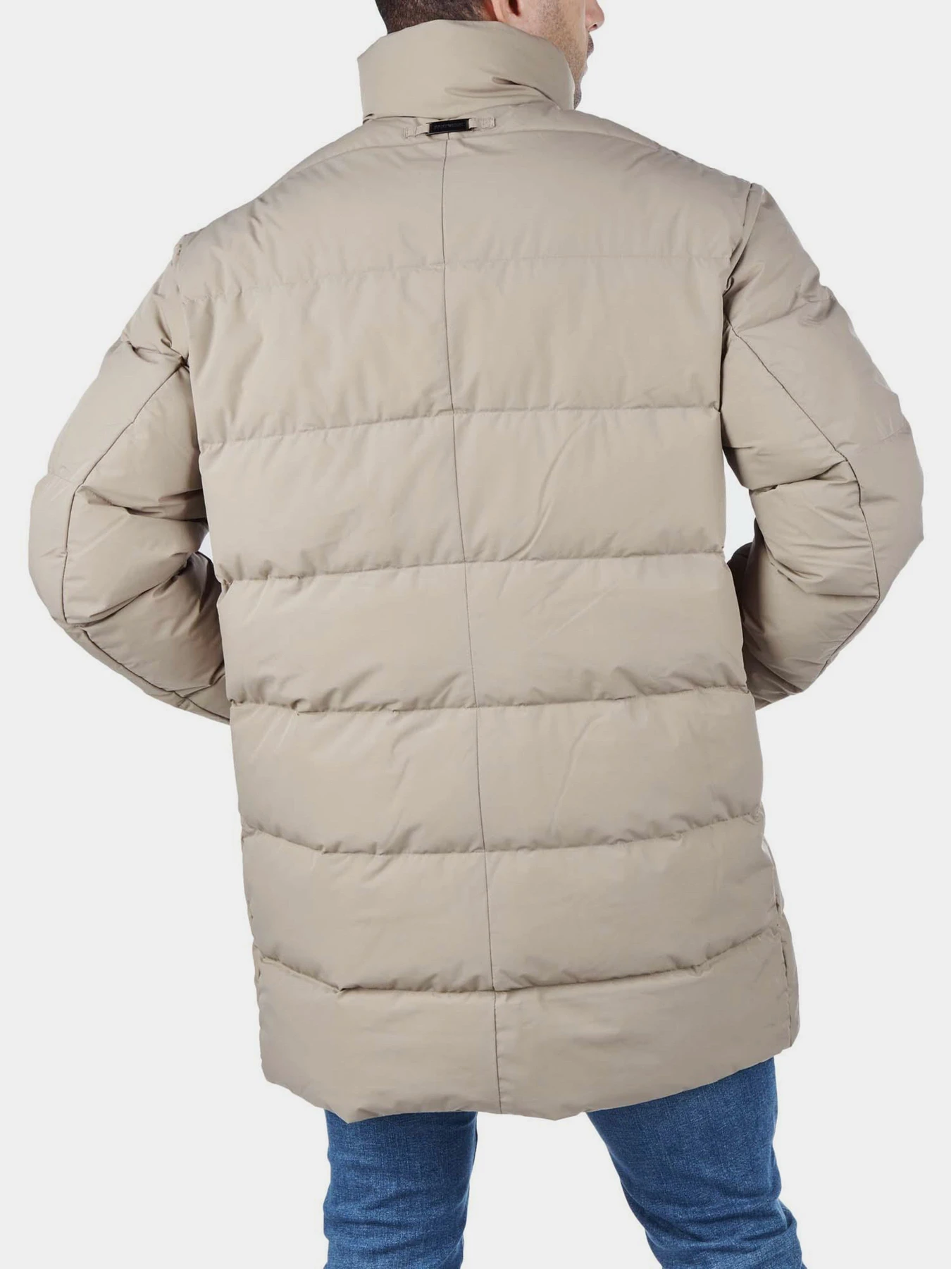 Куртки и дубленки Emporio Armani модель 8N1LA5-1NLRZ-0137 Куртки и дубленки Emporio Armani модель 8N1LA5-1NLRZ-0137 Фото
