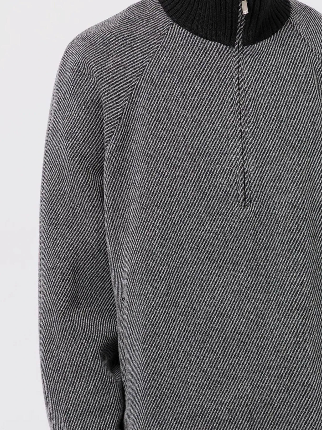Куртки и дубленки Emporio Armani модель B1R660-B1113-631 Фото